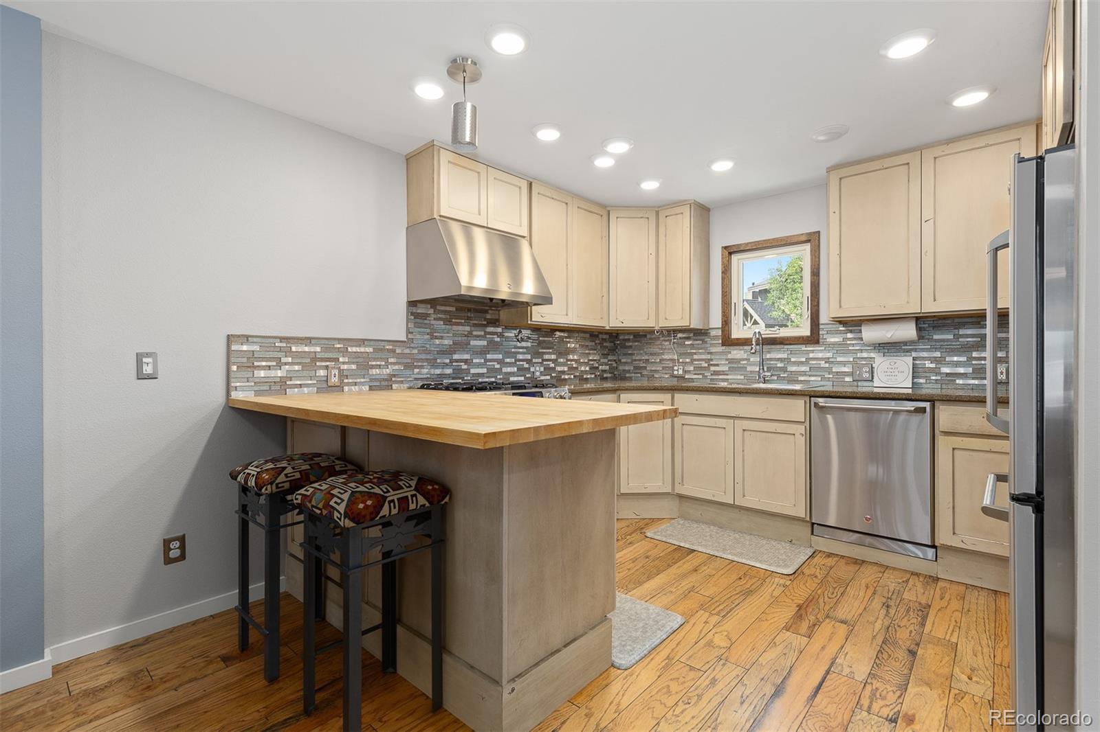 MLS Image #8 for 329 n chipmunk circle,silverthorne, Colorado