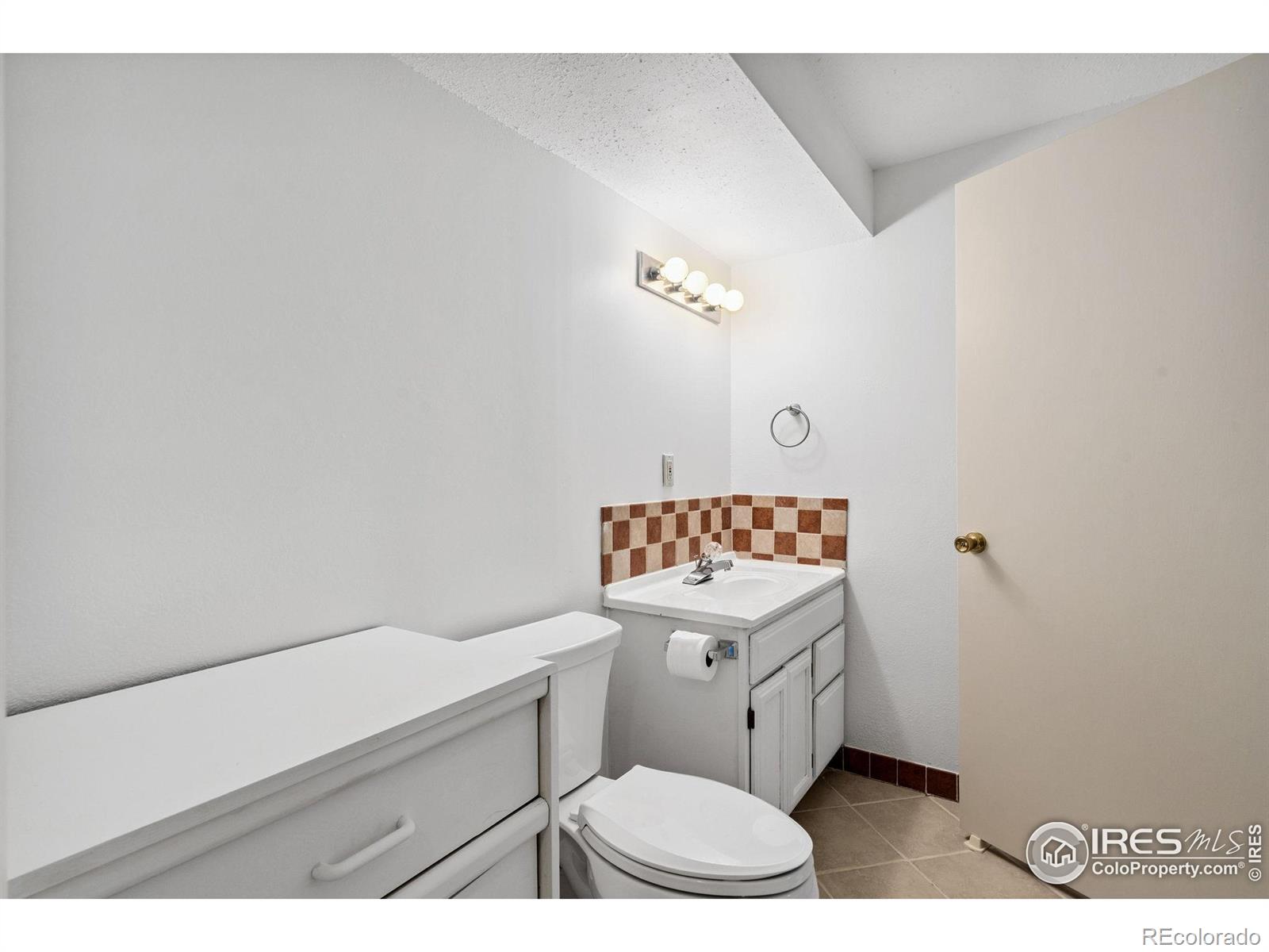 MLS Image #18 for 1311 s view circle,fort collins, Colorado