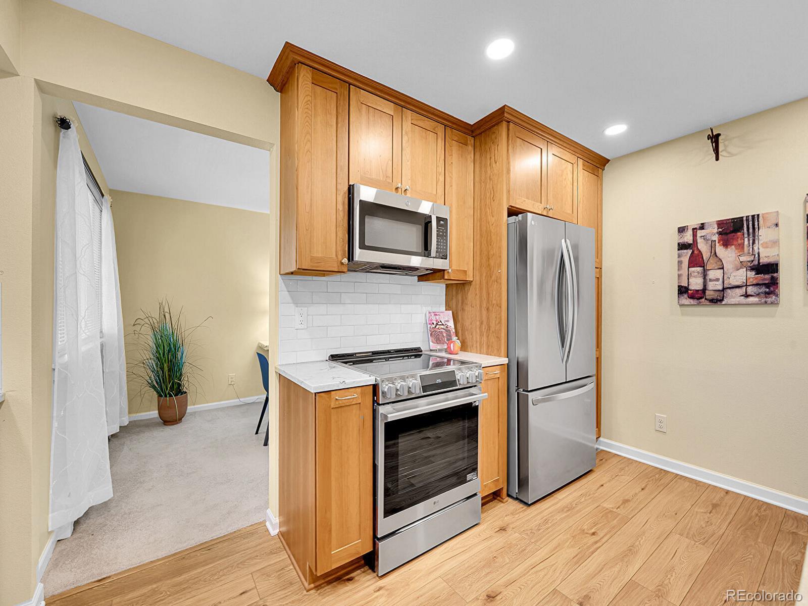 MLS Image #10 for 7168 s lafayette way,centennial, Colorado