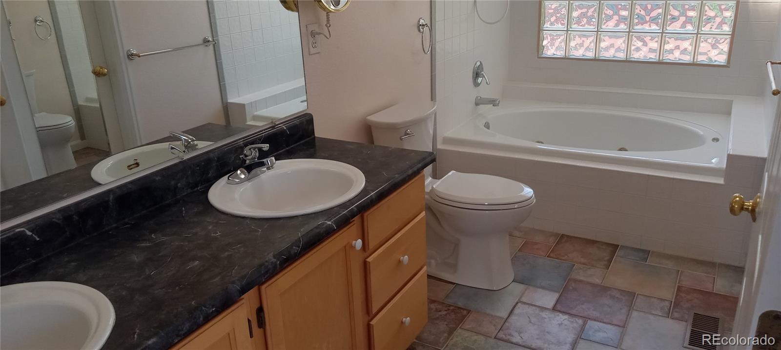 MLS Image #20 for 10215 w center avenue,lakewood, Colorado