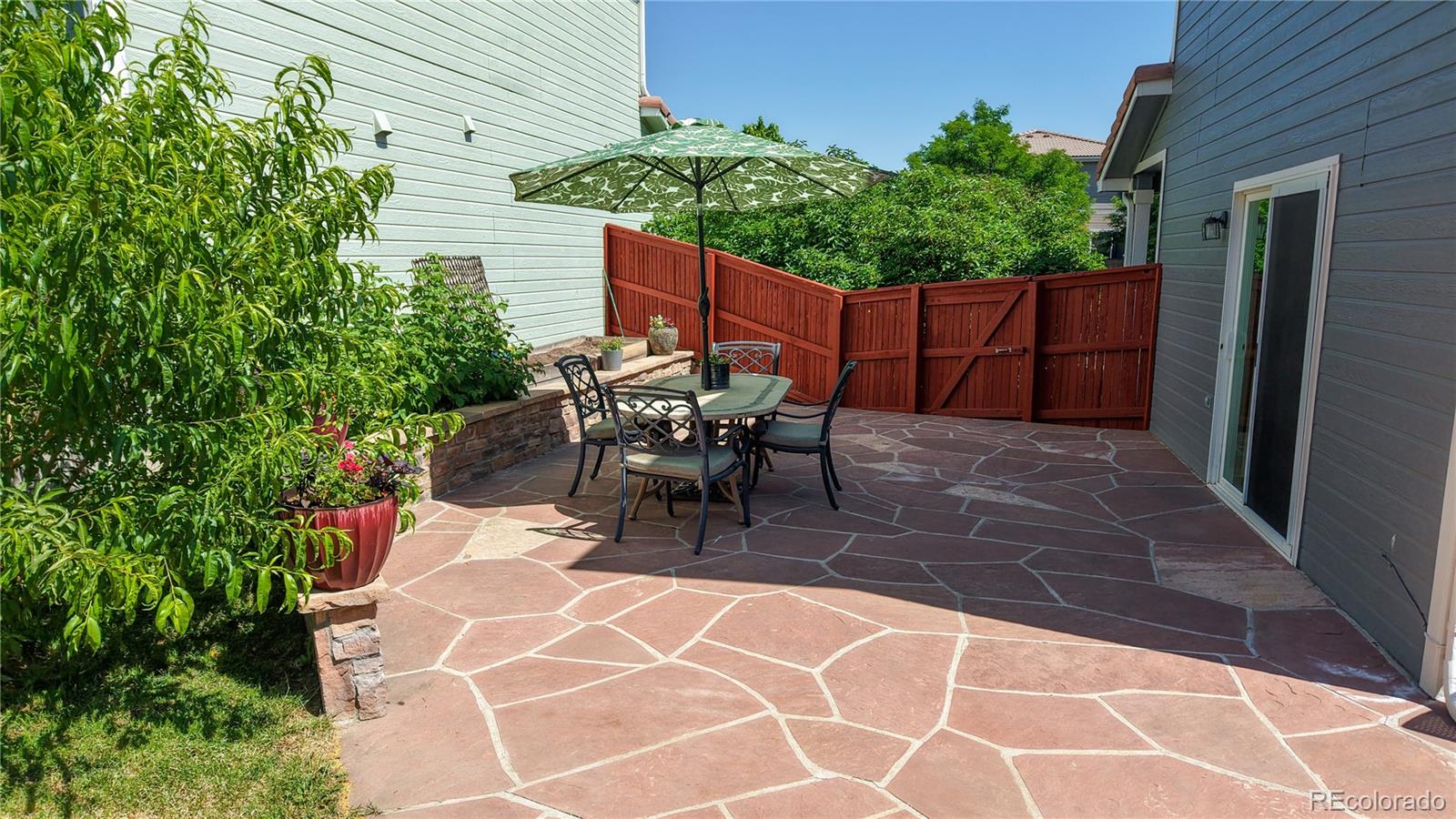 MLS Image #24 for 21570 e 40th place,denver, Colorado