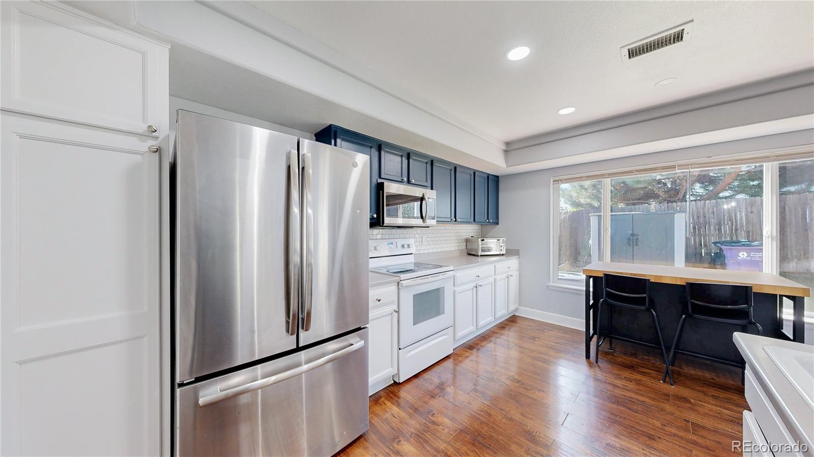 MLS Image #9 for 21570 e 40th place,denver, Colorado