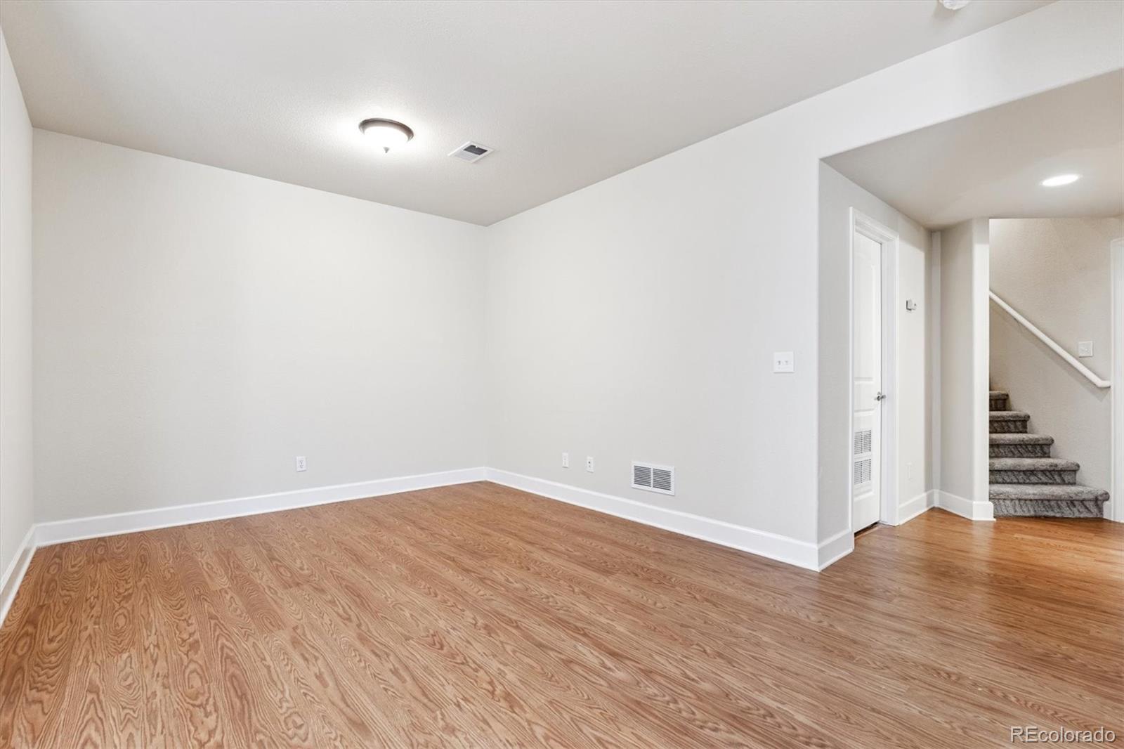 MLS Image #16 for 809  welch avenue,berthoud, Colorado