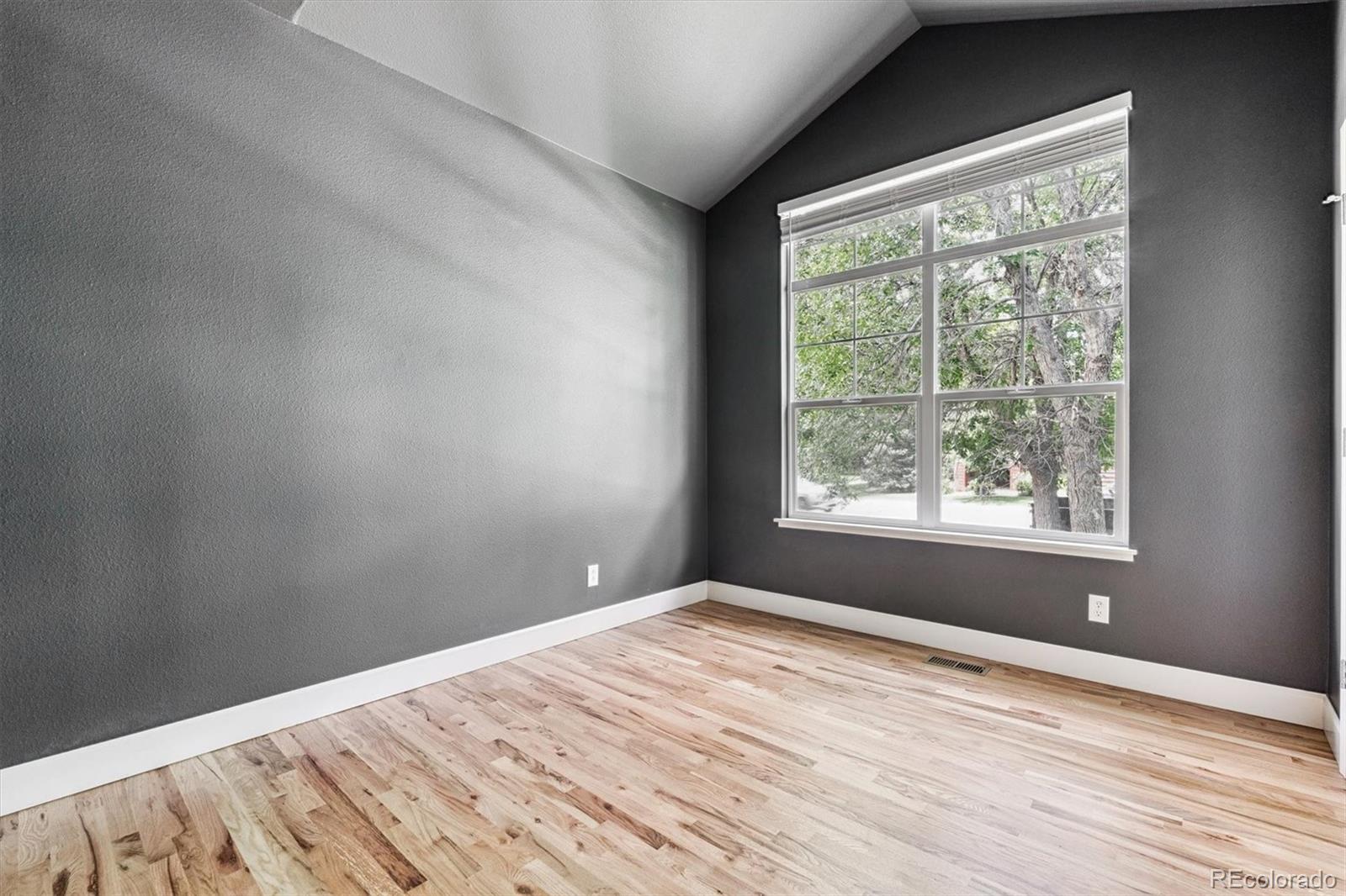 MLS Image #8 for 809  welch avenue,berthoud, Colorado
