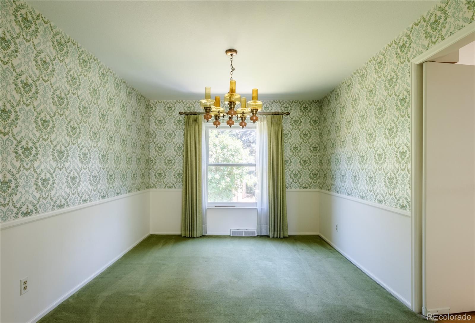 MLS Image #13 for 5429 w hinsdale avenue,littleton, Colorado