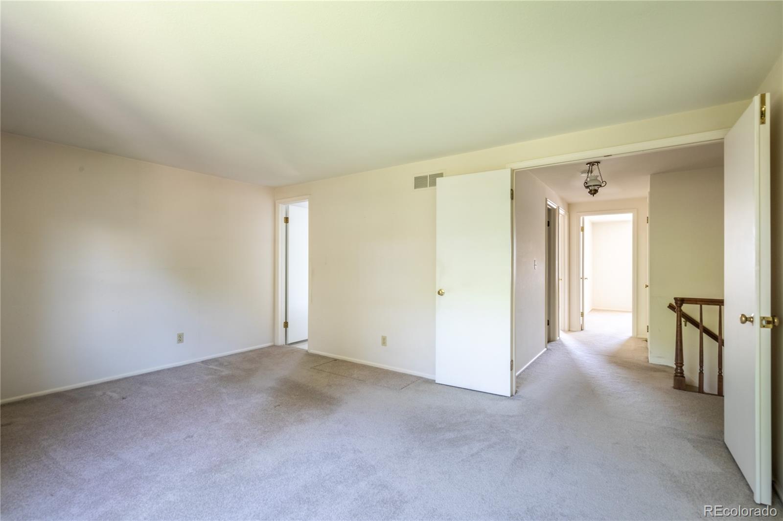 MLS Image #18 for 5429 w hinsdale avenue,littleton, Colorado