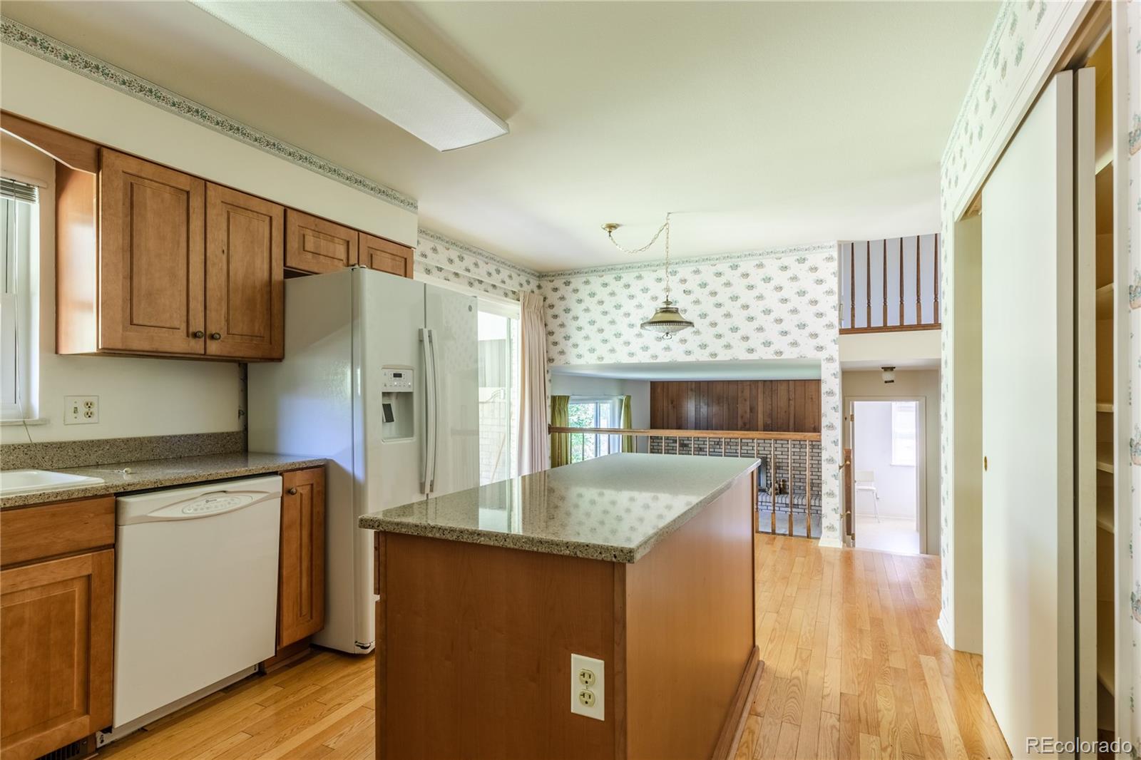 MLS Image #7 for 5429 w hinsdale avenue,littleton, Colorado