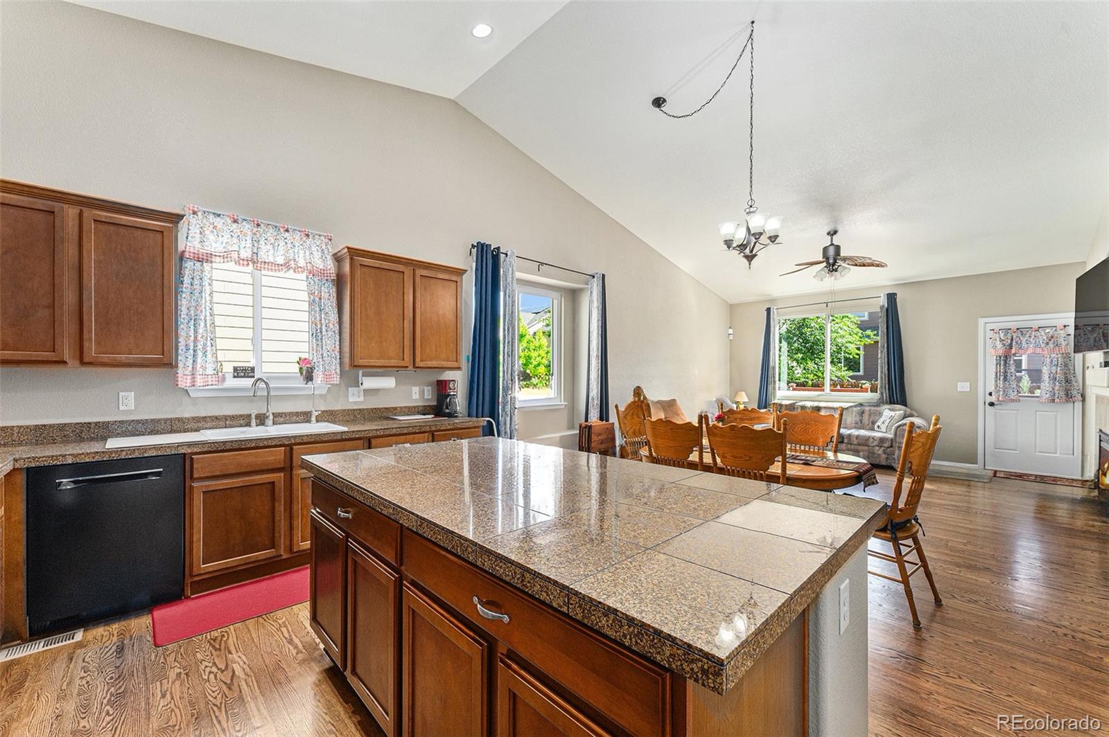 MLS Image #2 for 10974  lansing court,commerce city, Colorado
