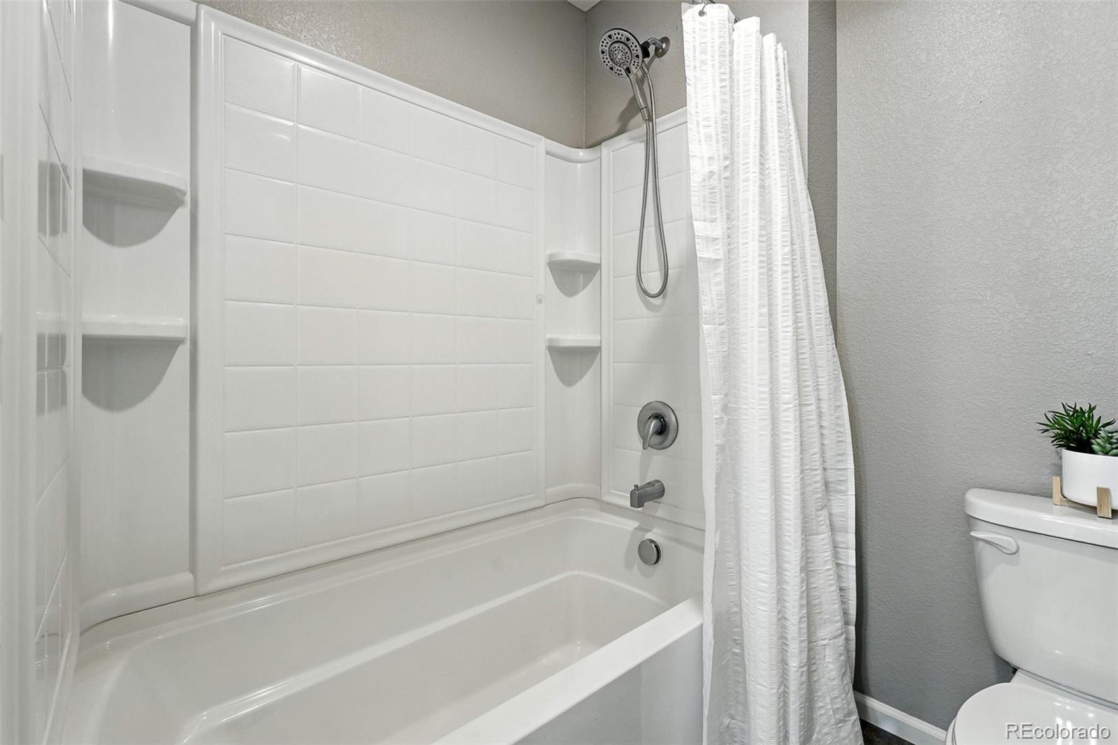 MLS Image #34 for 4439 s valdai way,aurora, Colorado