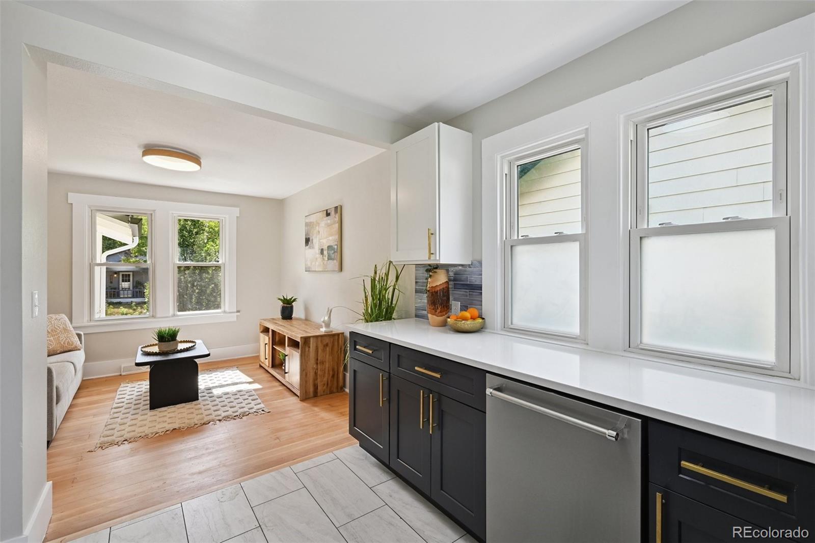 MLS Image #11 for 3226 s grant street,englewood, Colorado