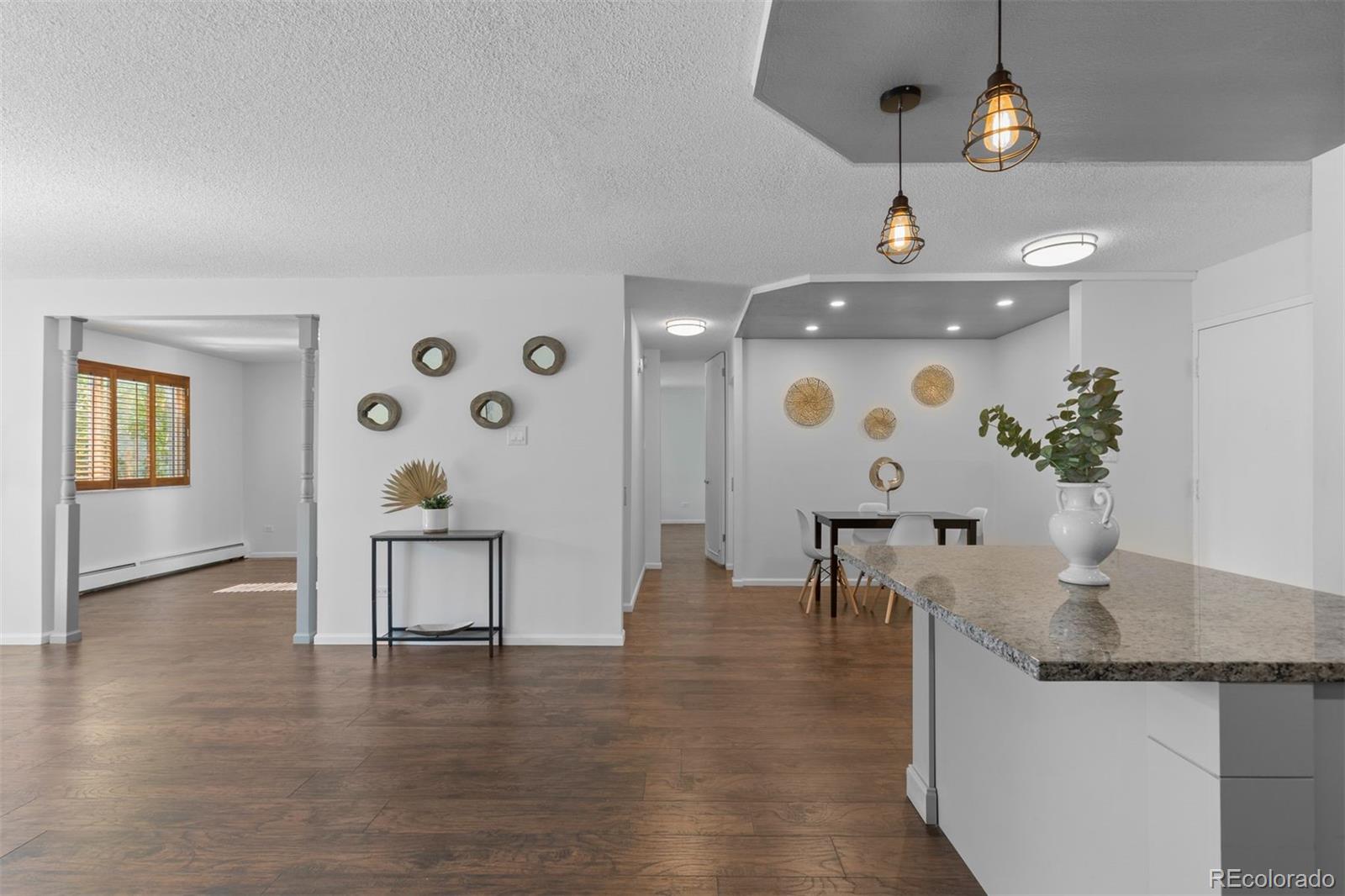 MLS Image #10 for 610 s clinton street,denver, Colorado