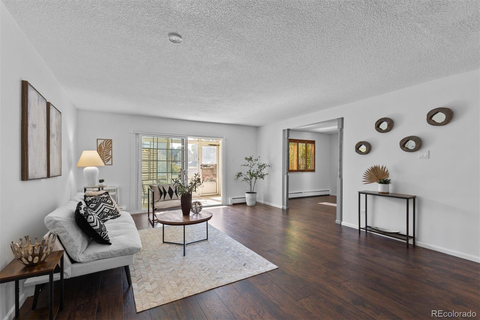 MLS Image #11 for 610 s clinton street,denver, Colorado