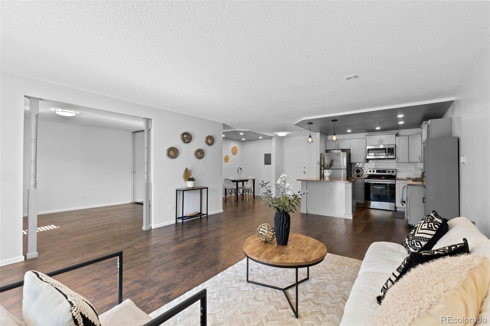 MLS Image #12 for 610 s clinton street,denver, Colorado