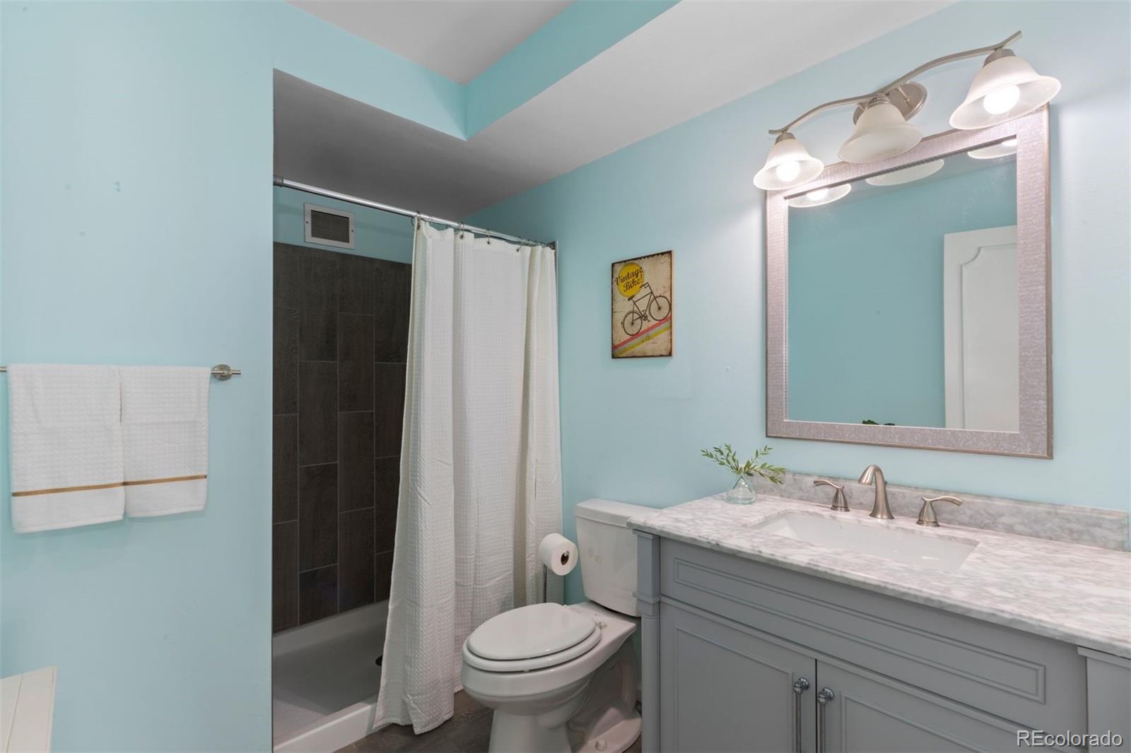 MLS Image #21 for 610 s clinton street,denver, Colorado
