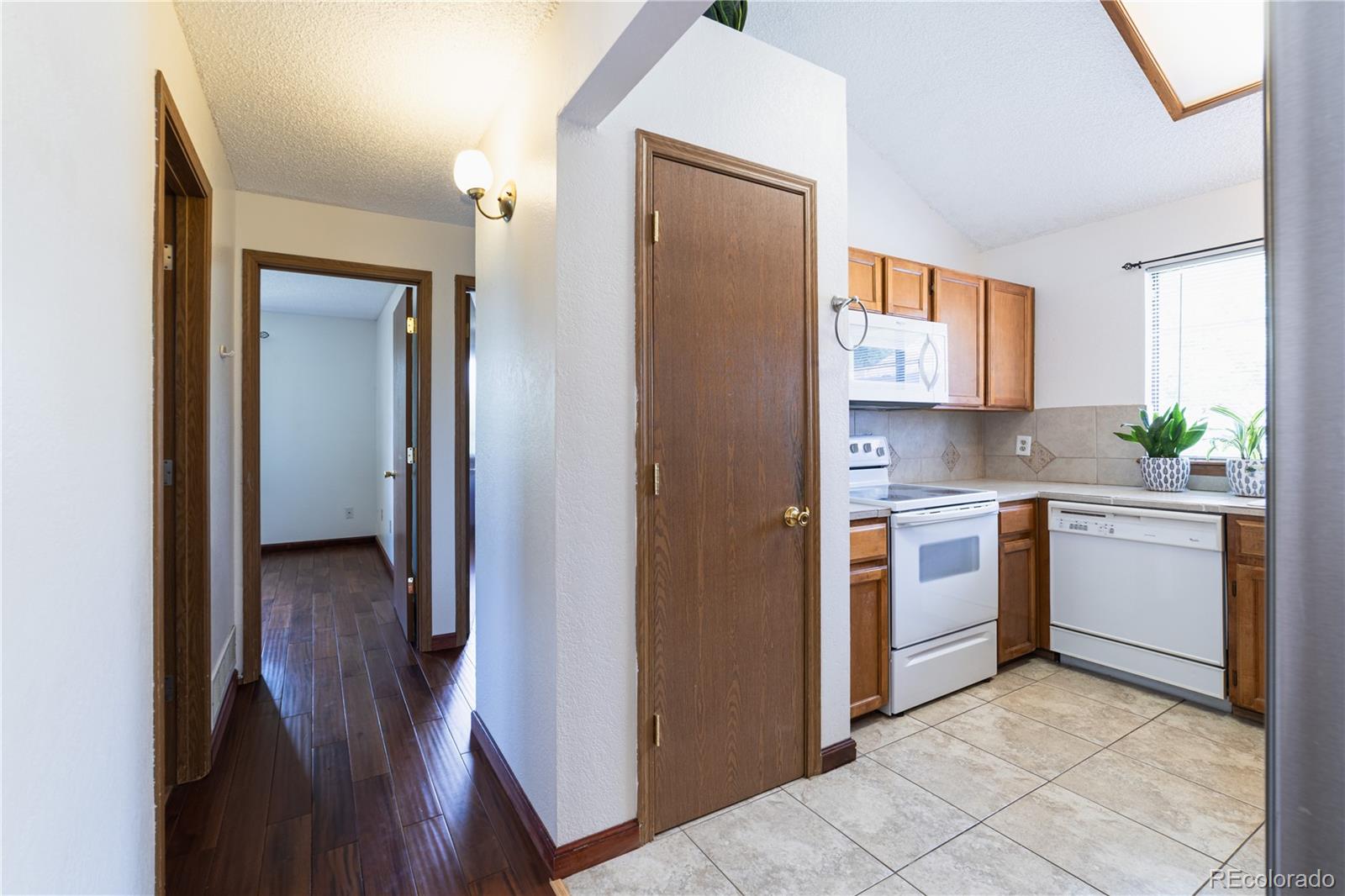 MLS Image #11 for 4795 s zeno street,aurora, Colorado
