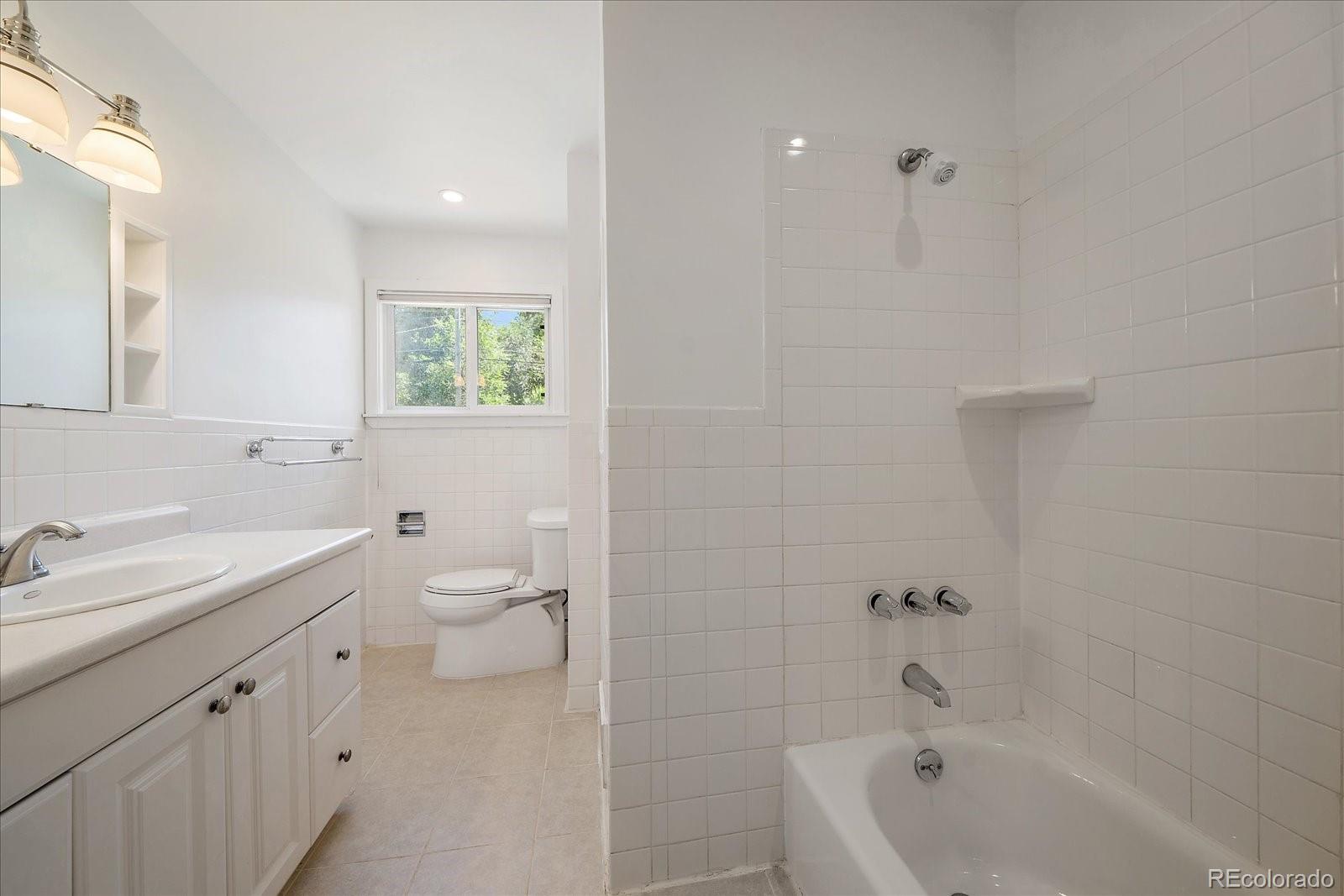 MLS Image #15 for 3324 w hialeah avenue,littleton, Colorado