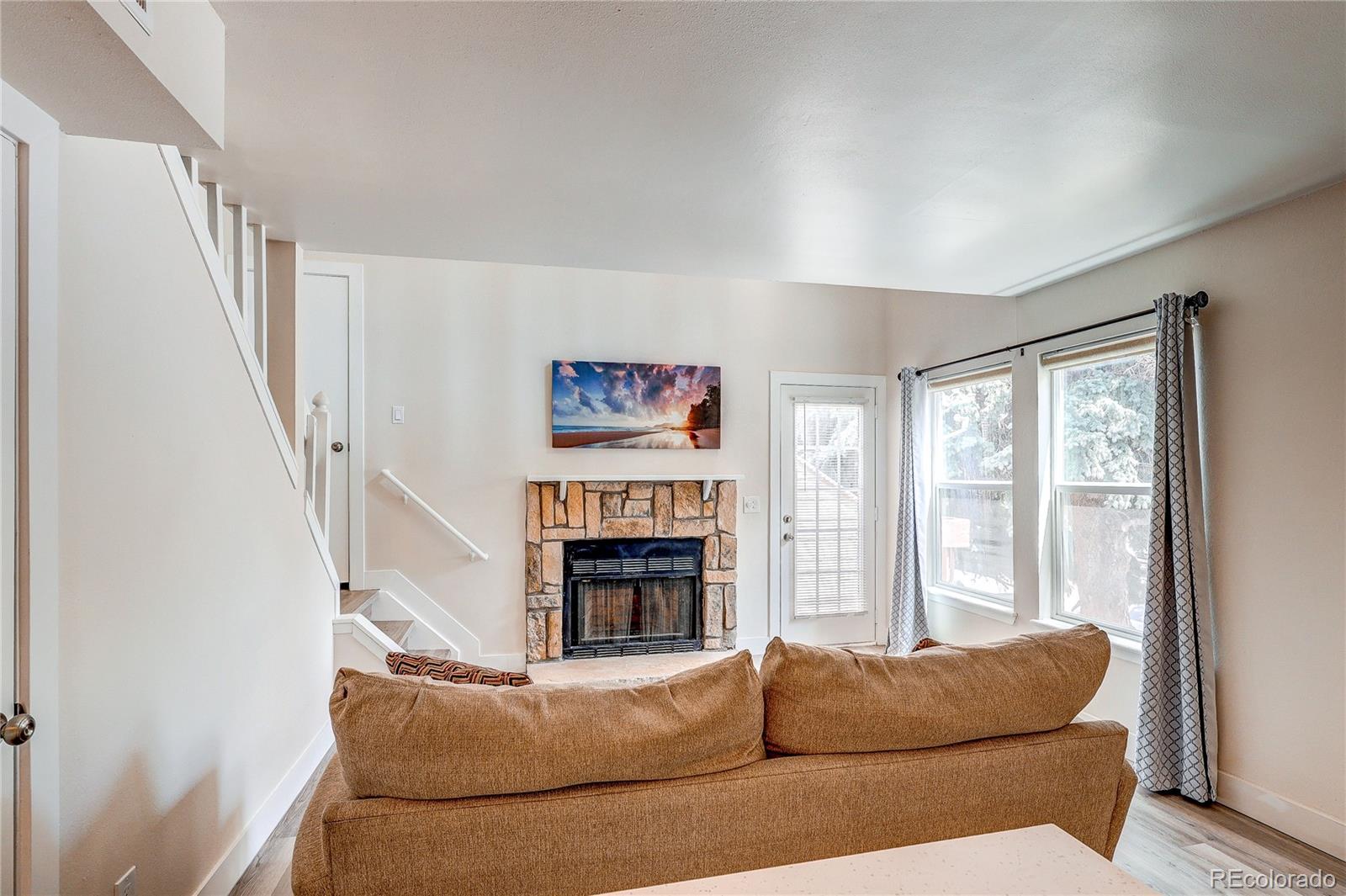 MLS Image #4 for 919 s dawson way,aurora, Colorado