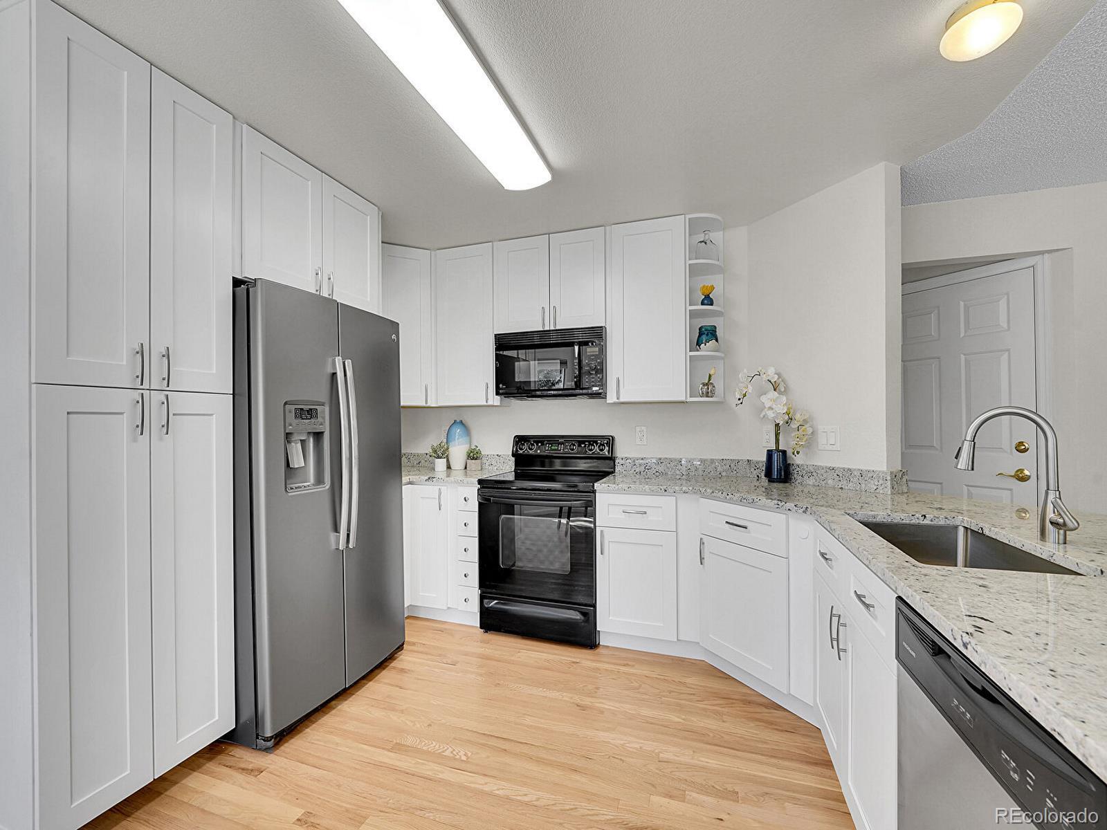 MLS Image #11 for 3661  seramonte drive,highlands ranch, Colorado