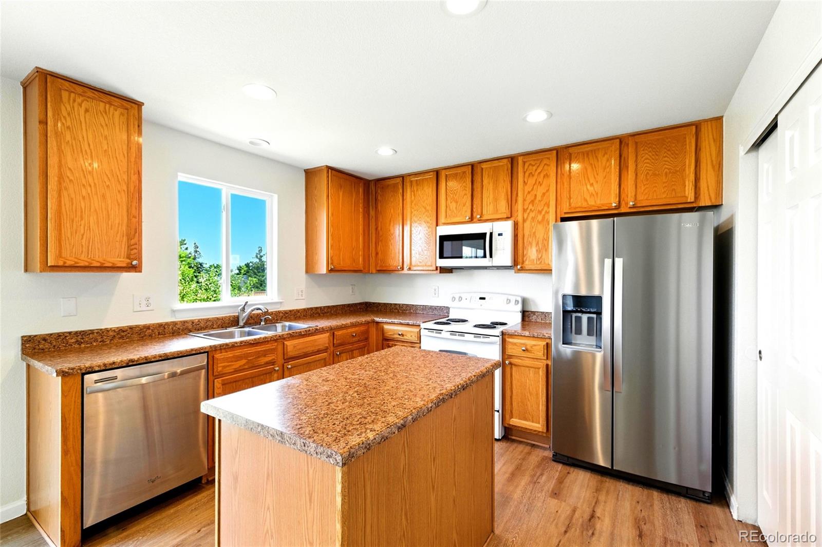 MLS Image #7 for 5613 s sicily circle,aurora, Colorado