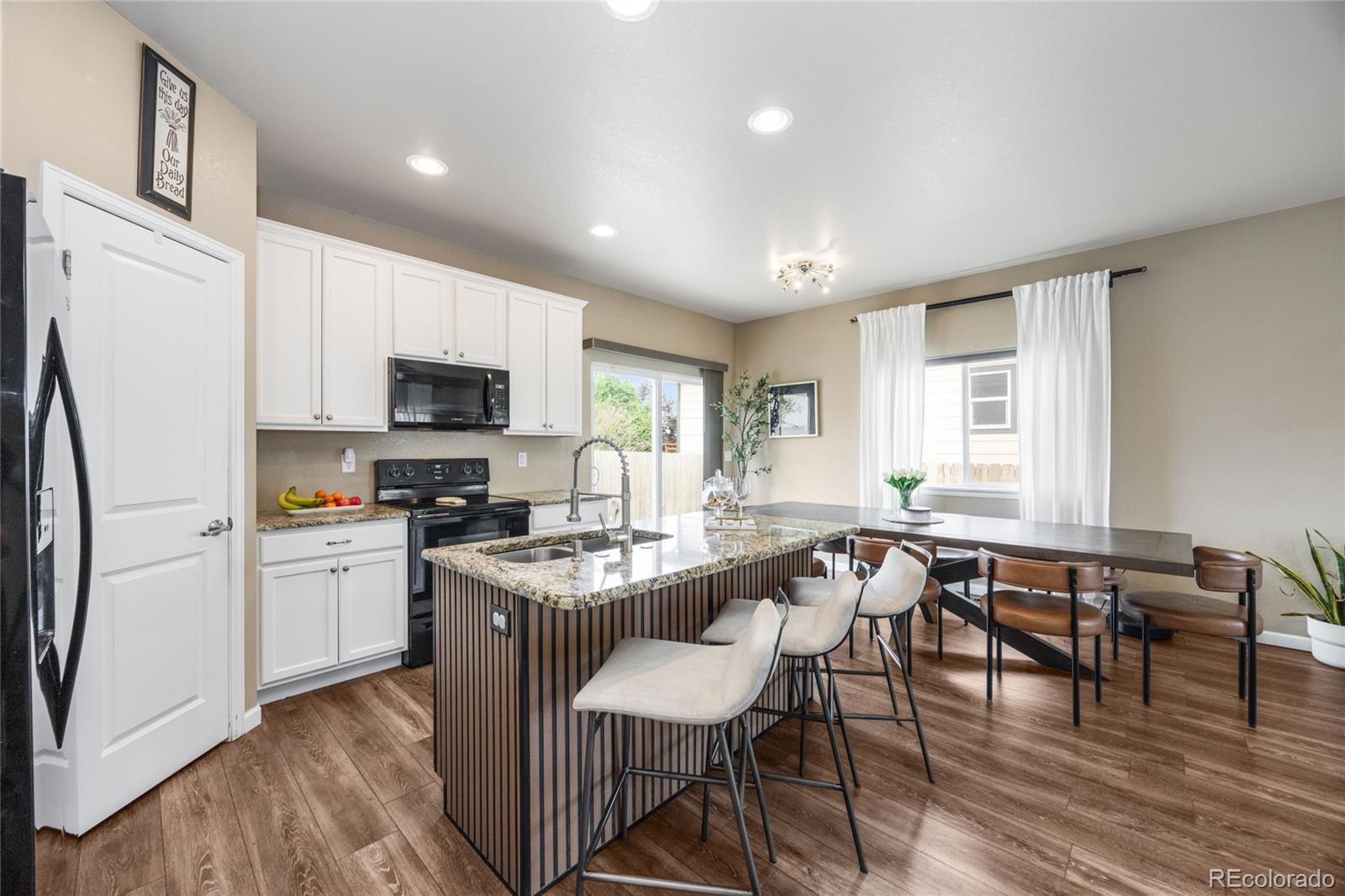 MLS Image #10 for 710  village drive,milliken, Colorado