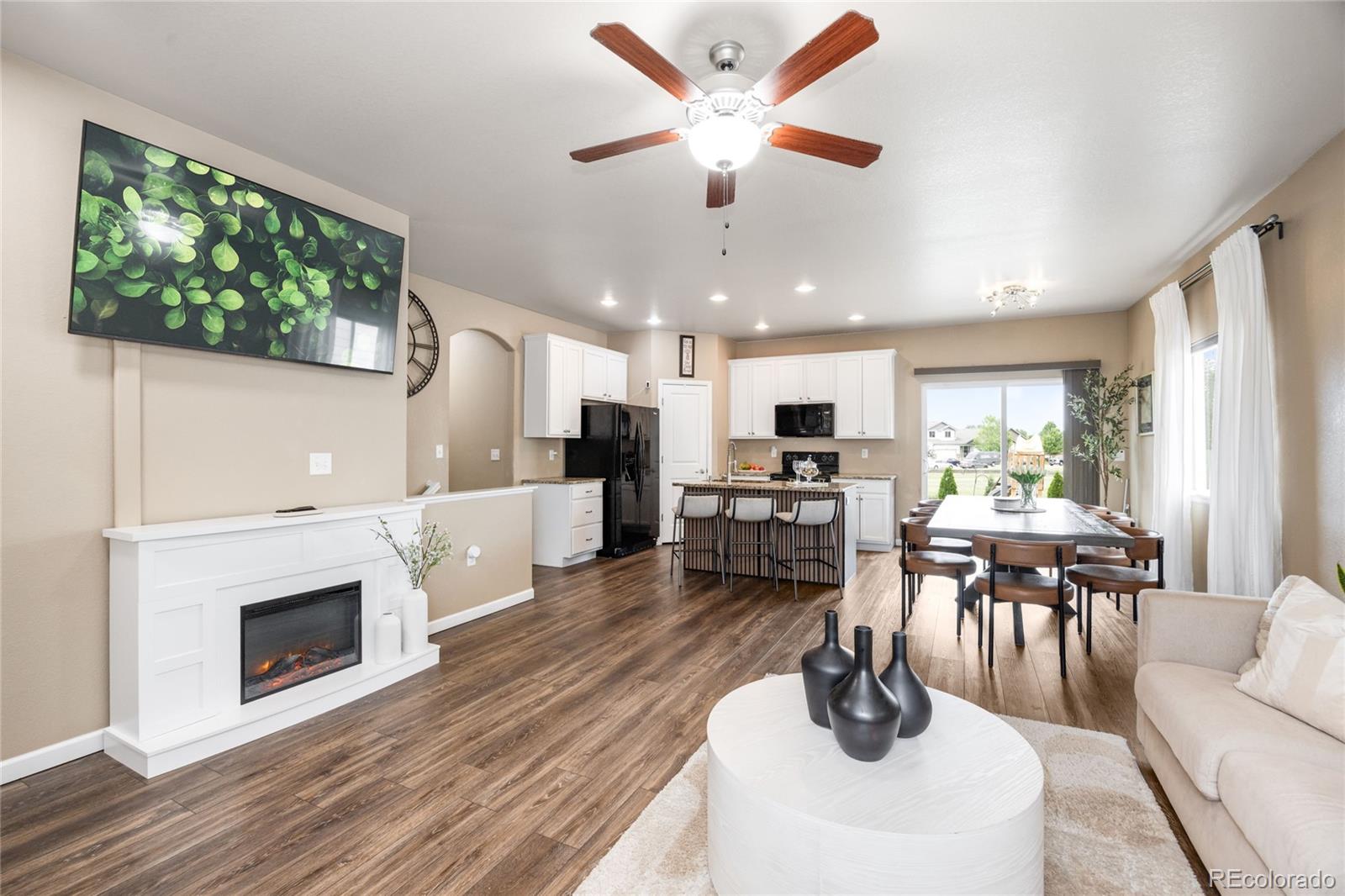 MLS Image #13 for 710  village drive,milliken, Colorado