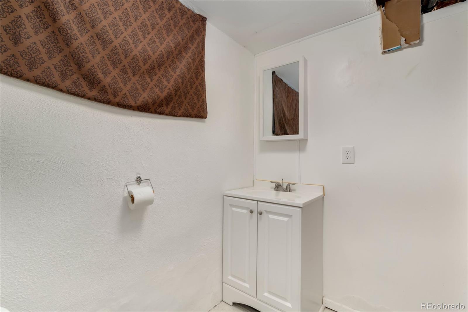 MLS Image #14 for 7455 w 18th avenue,lakewood, Colorado
