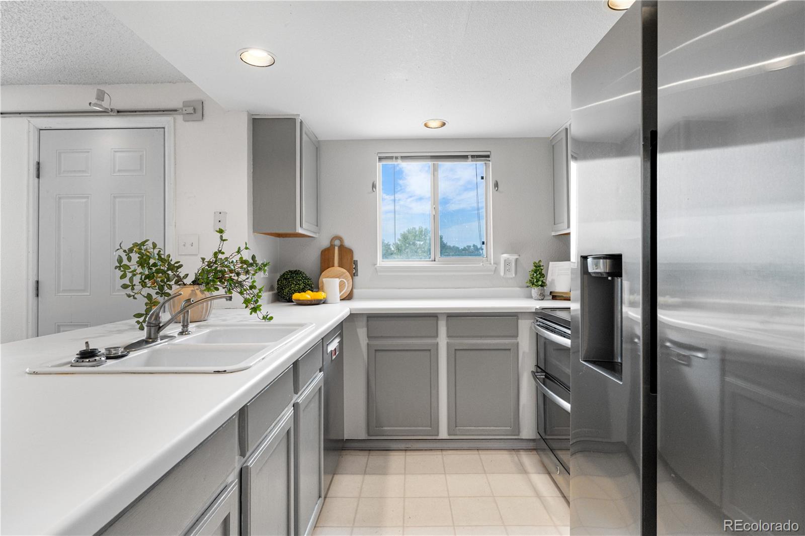 MLS Image #8 for 1741 w 131st court,denver, Colorado