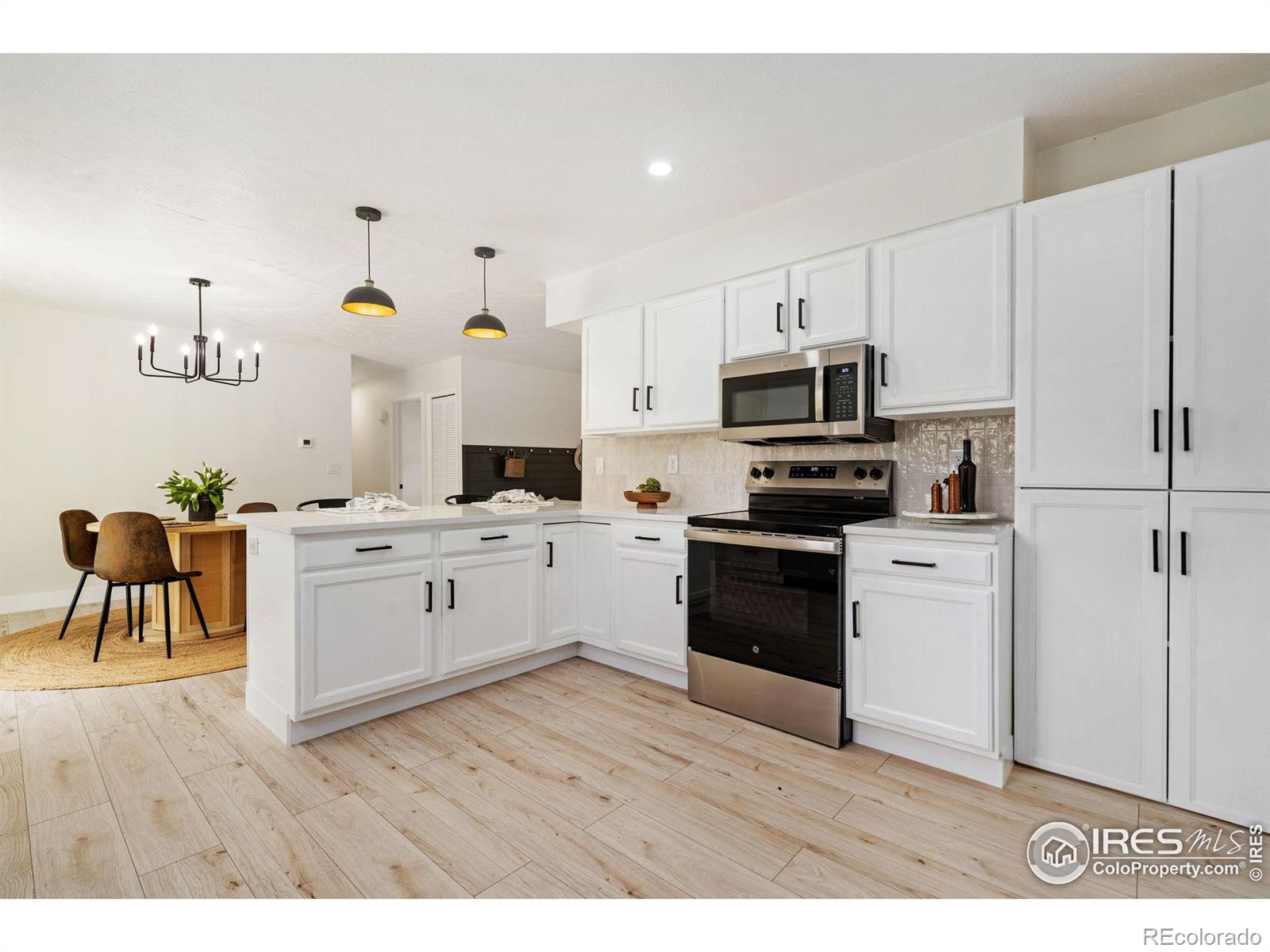 MLS Image #8 for 1508  rancho way,loveland, Colorado