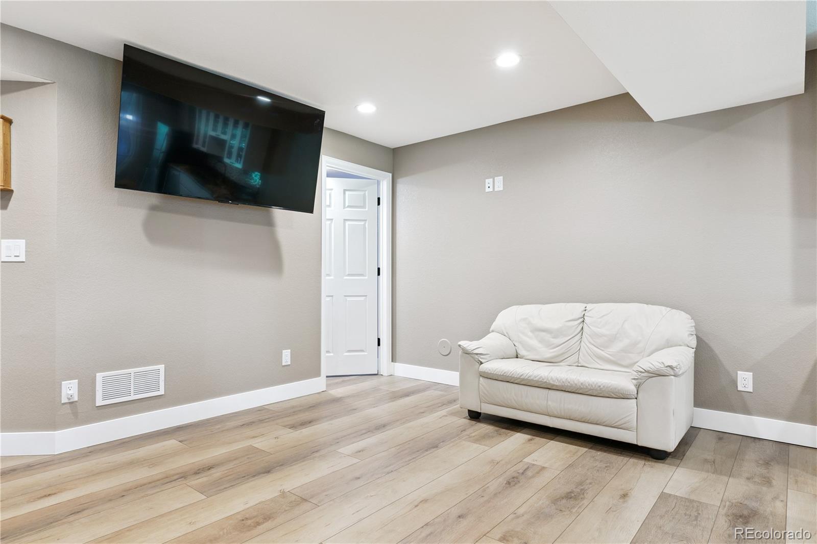 MLS Image #32 for 7478  exeter place,castle pines, Colorado