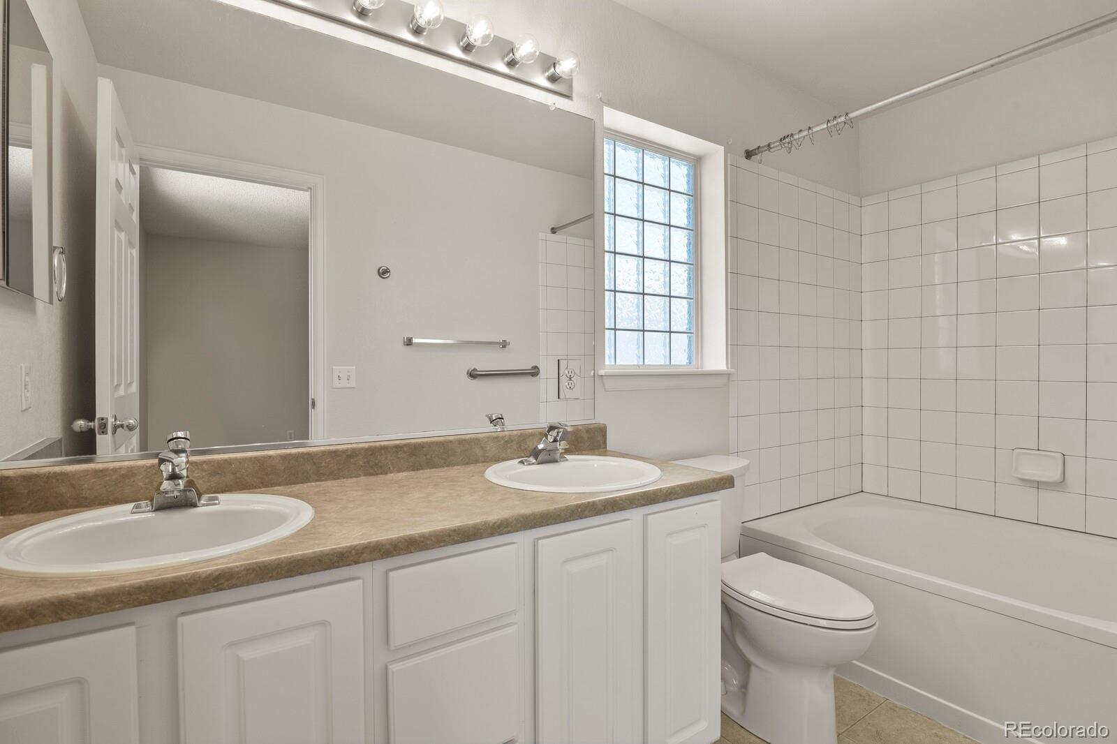 MLS Image #16 for 4054  perth street,denver, Colorado