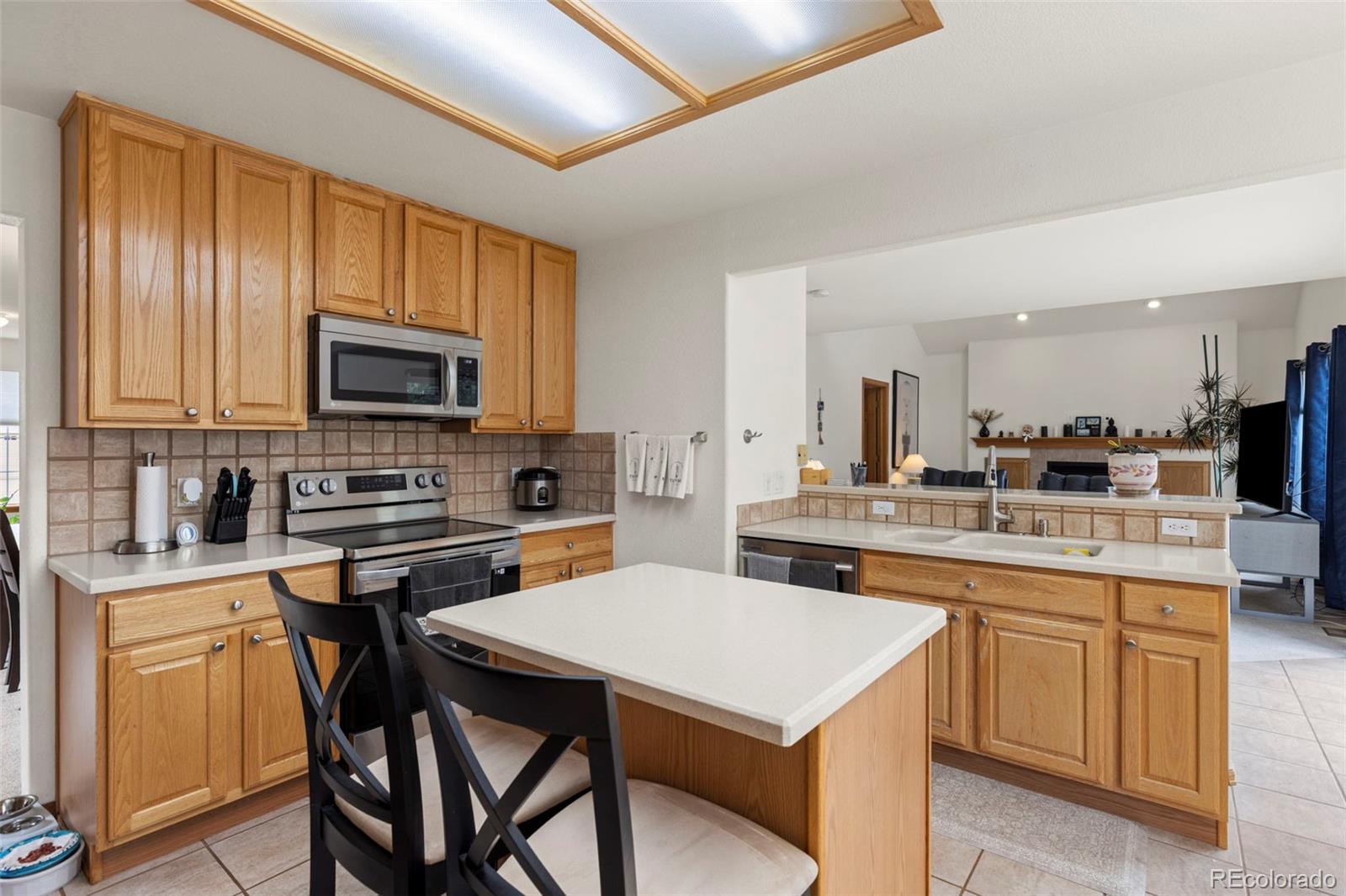 MLS Image #13 for 23032 e alamo place,aurora, Colorado