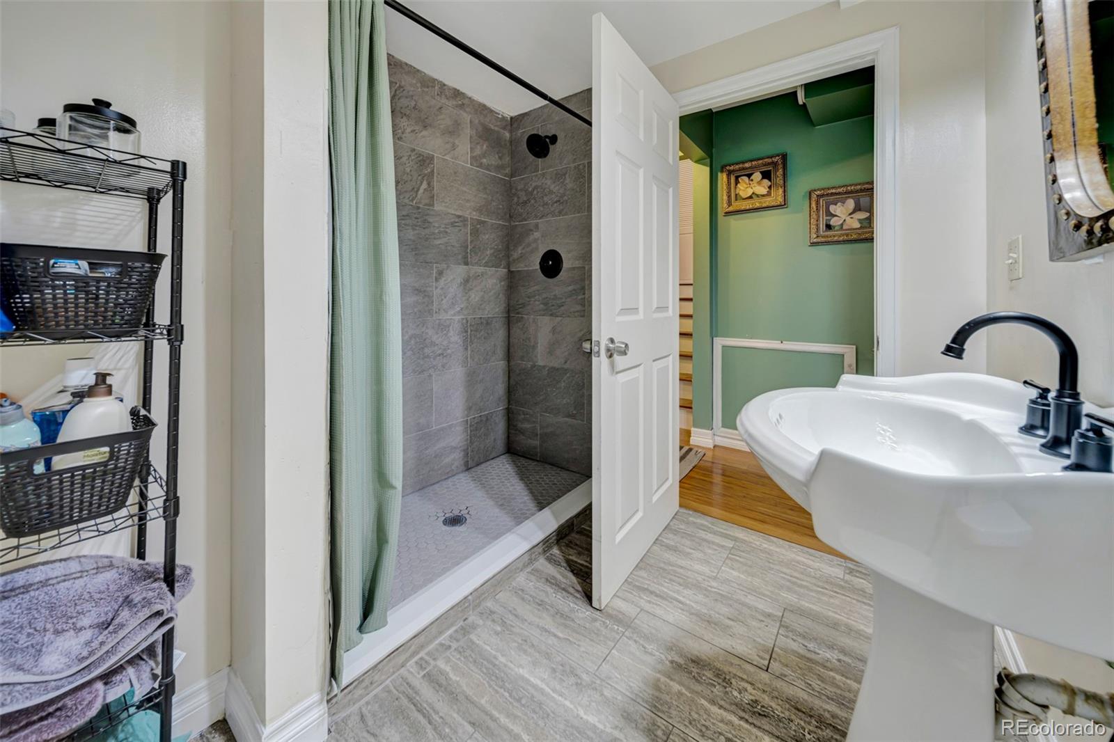 MLS Image #13 for 14601 e elk place,denver, Colorado
