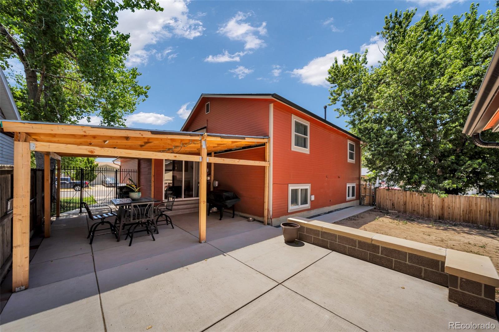 MLS Image #16 for 14601 e elk place,denver, Colorado
