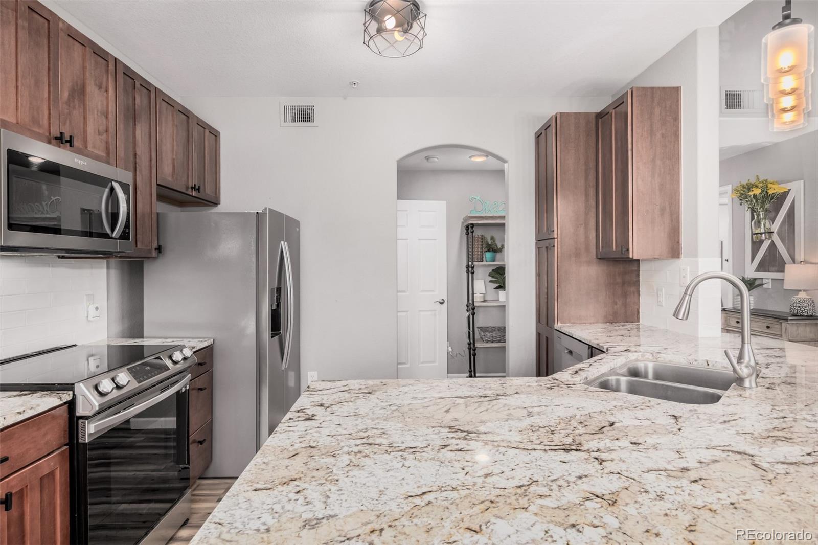 MLS Image #8 for 2955  blue sky circle,erie, Colorado