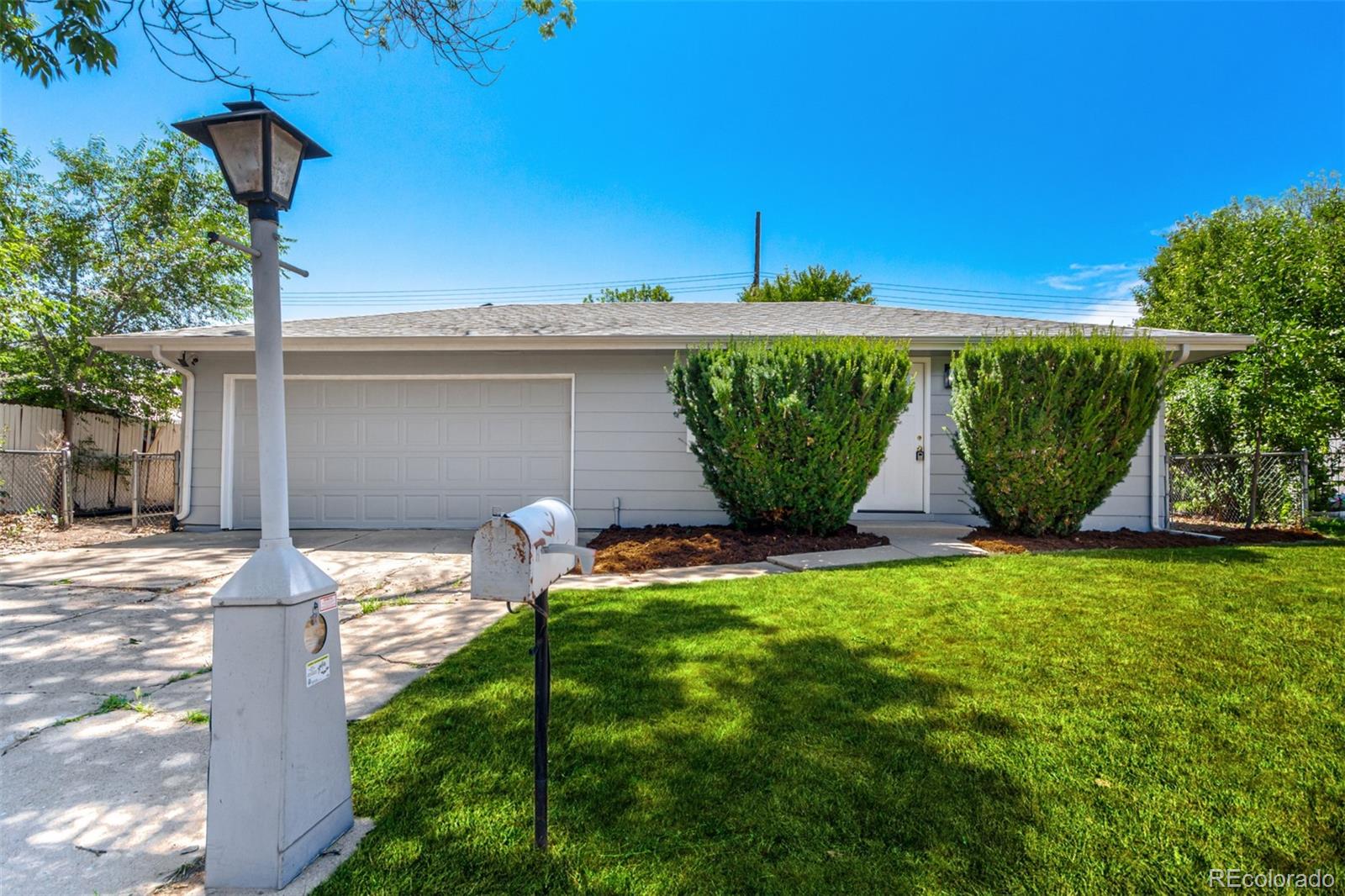 MLS Image #2 for 1309  martin street,longmont, Colorado