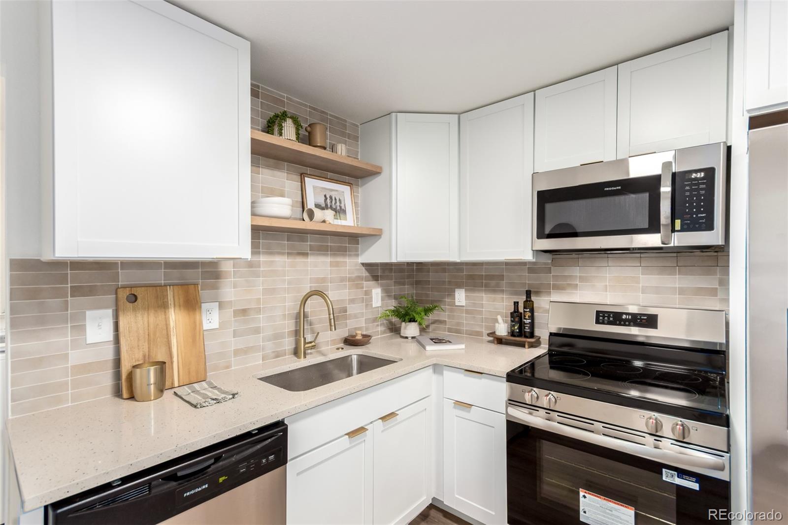 MLS Image #5 for 1309  martin street,longmont, Colorado