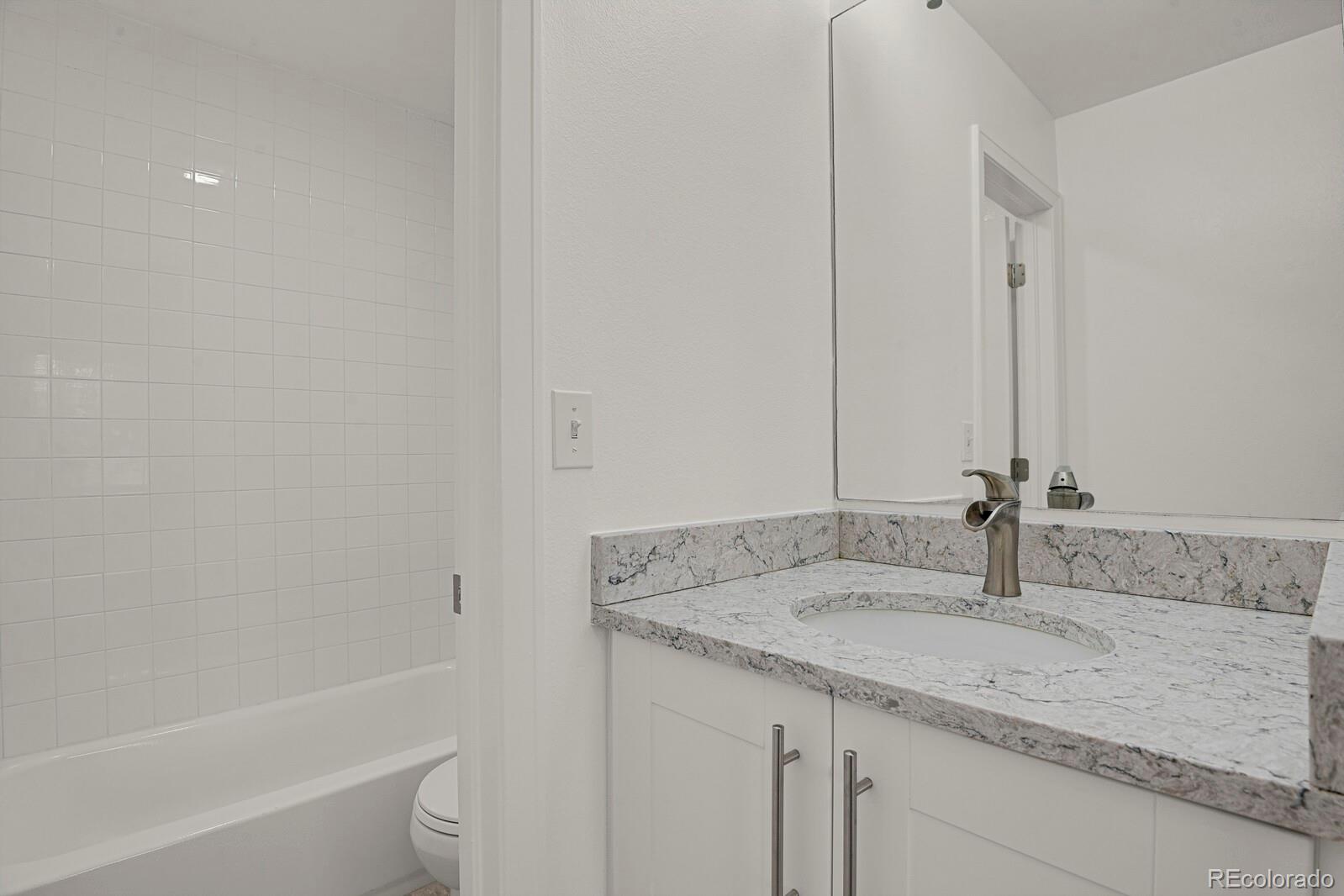 MLS Image #13 for 505 e 24th street,denver, Colorado