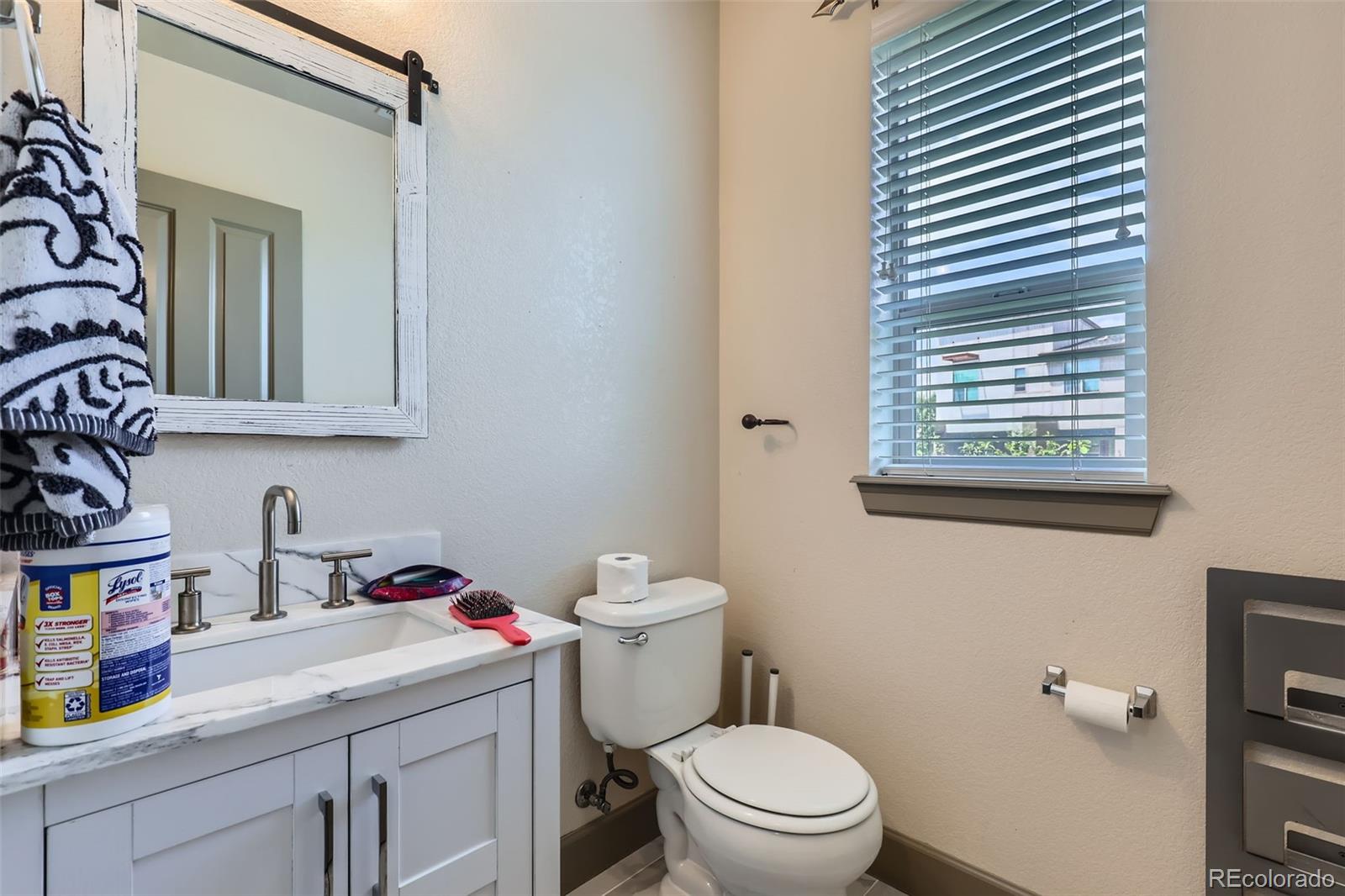 MLS Image #10 for 2950  geneva street,denver, Colorado