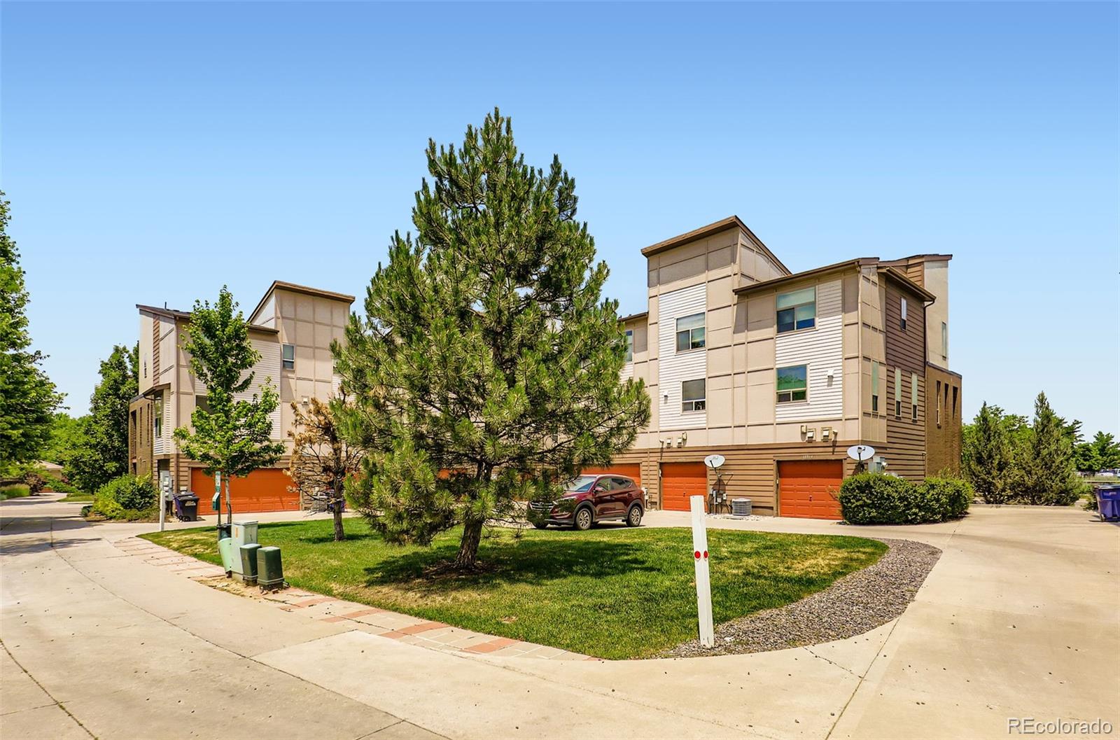 MLS Image #27 for 2950  geneva street,denver, Colorado