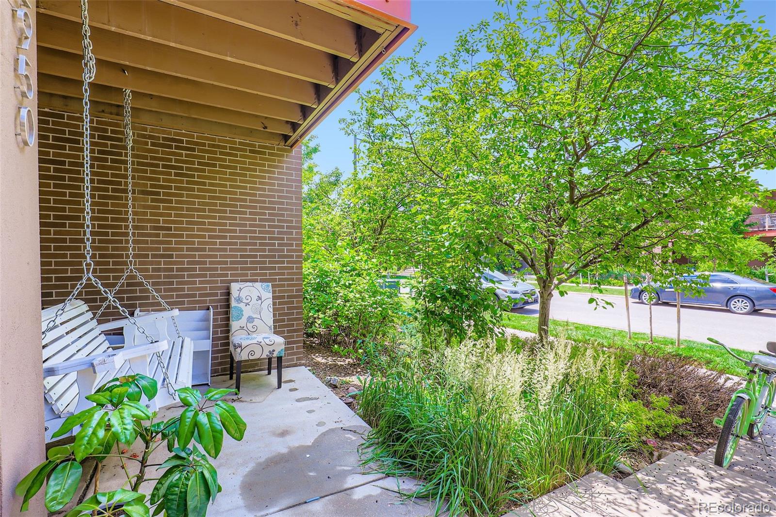MLS Image #5 for 2950  geneva street,denver, Colorado