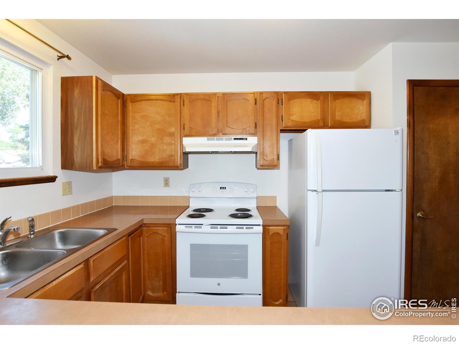 MLS Image #3 for 2802  clydesdale court,fort collins, Colorado