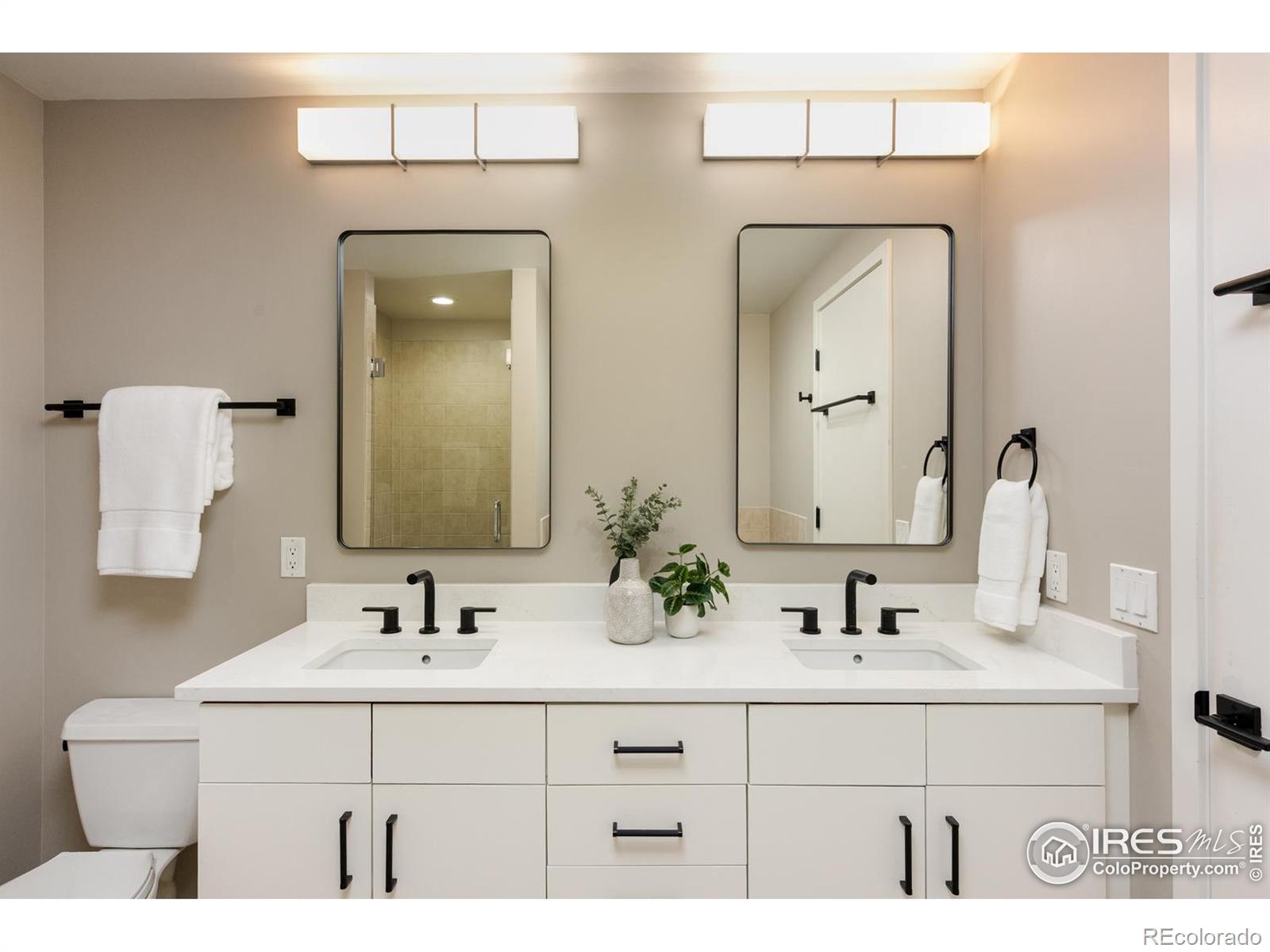 MLS Image #15 for 3701  arapahoe avenue,boulder, Colorado