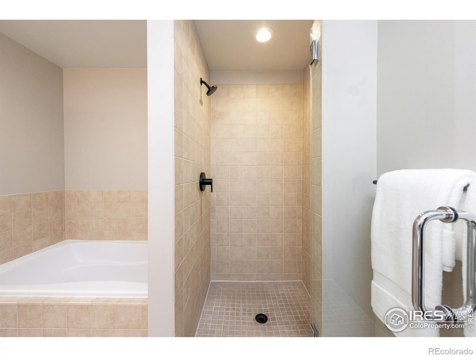 MLS Image #18 for 3701  arapahoe avenue,boulder, Colorado