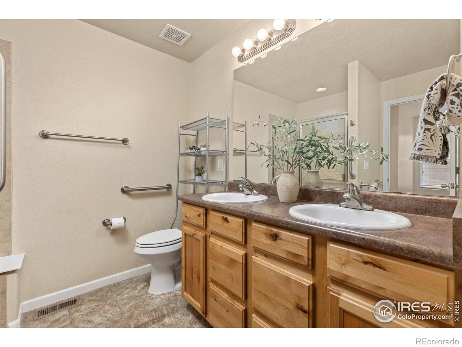 MLS Image #13 for 2336  sopris circle,loveland, Colorado