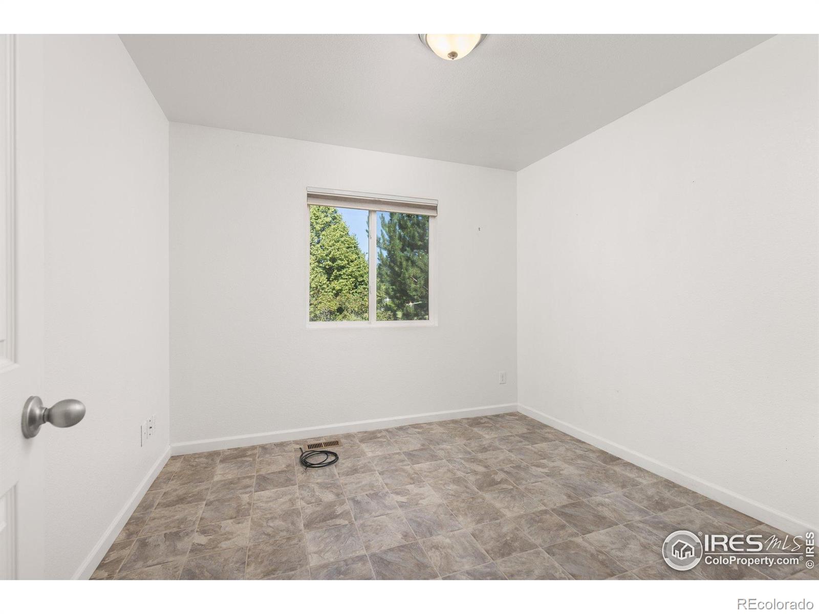 MLS Image #18 for 2336  sopris circle,loveland, Colorado