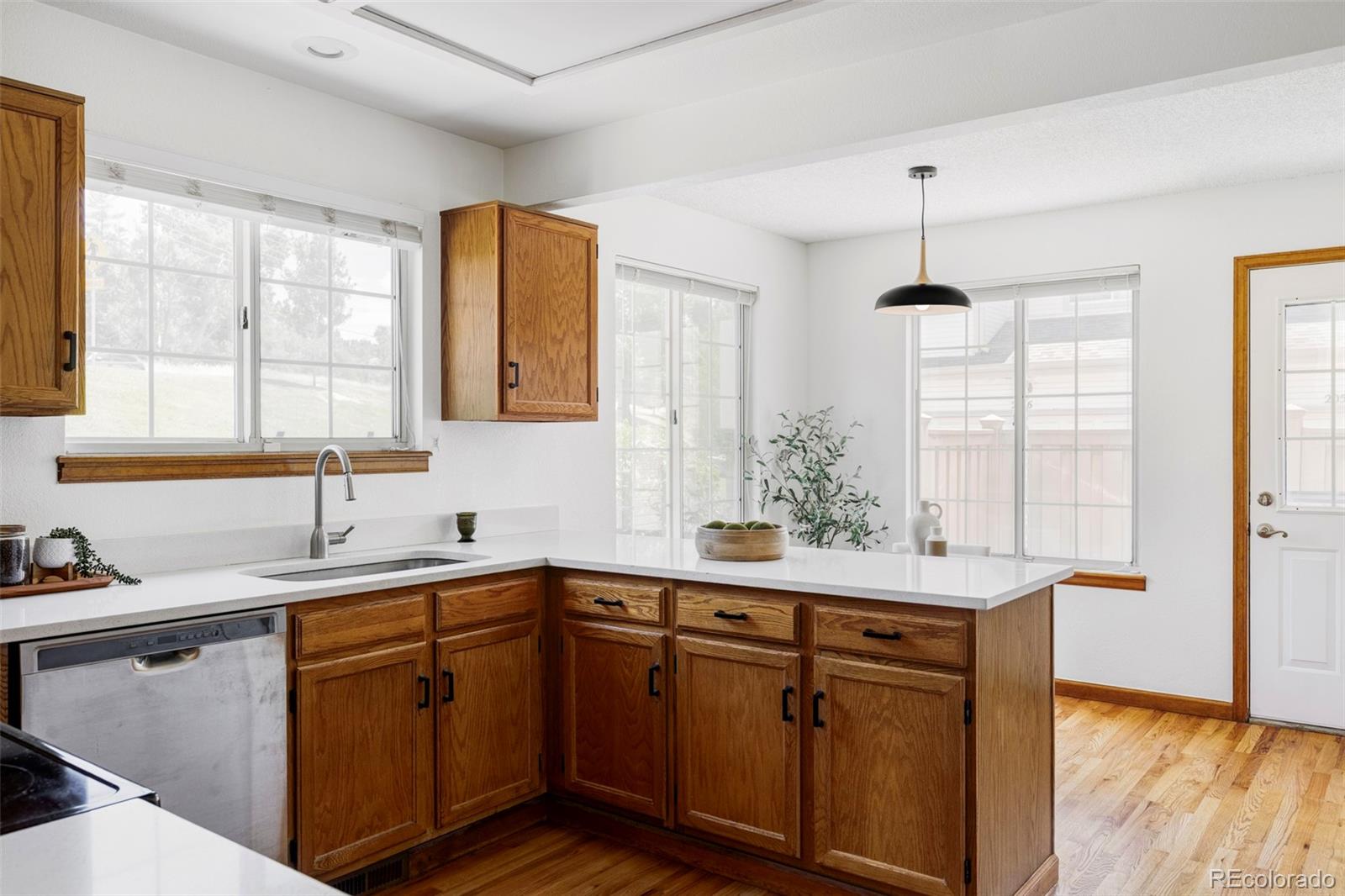MLS Image #6 for 2040 s xenia way,denver, Colorado