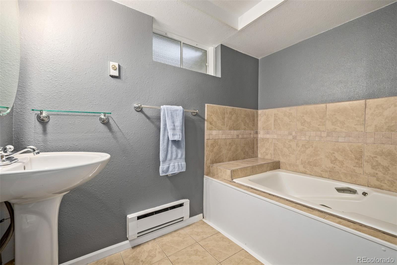 MLS Image #30 for 1394 s zeno street,aurora, Colorado
