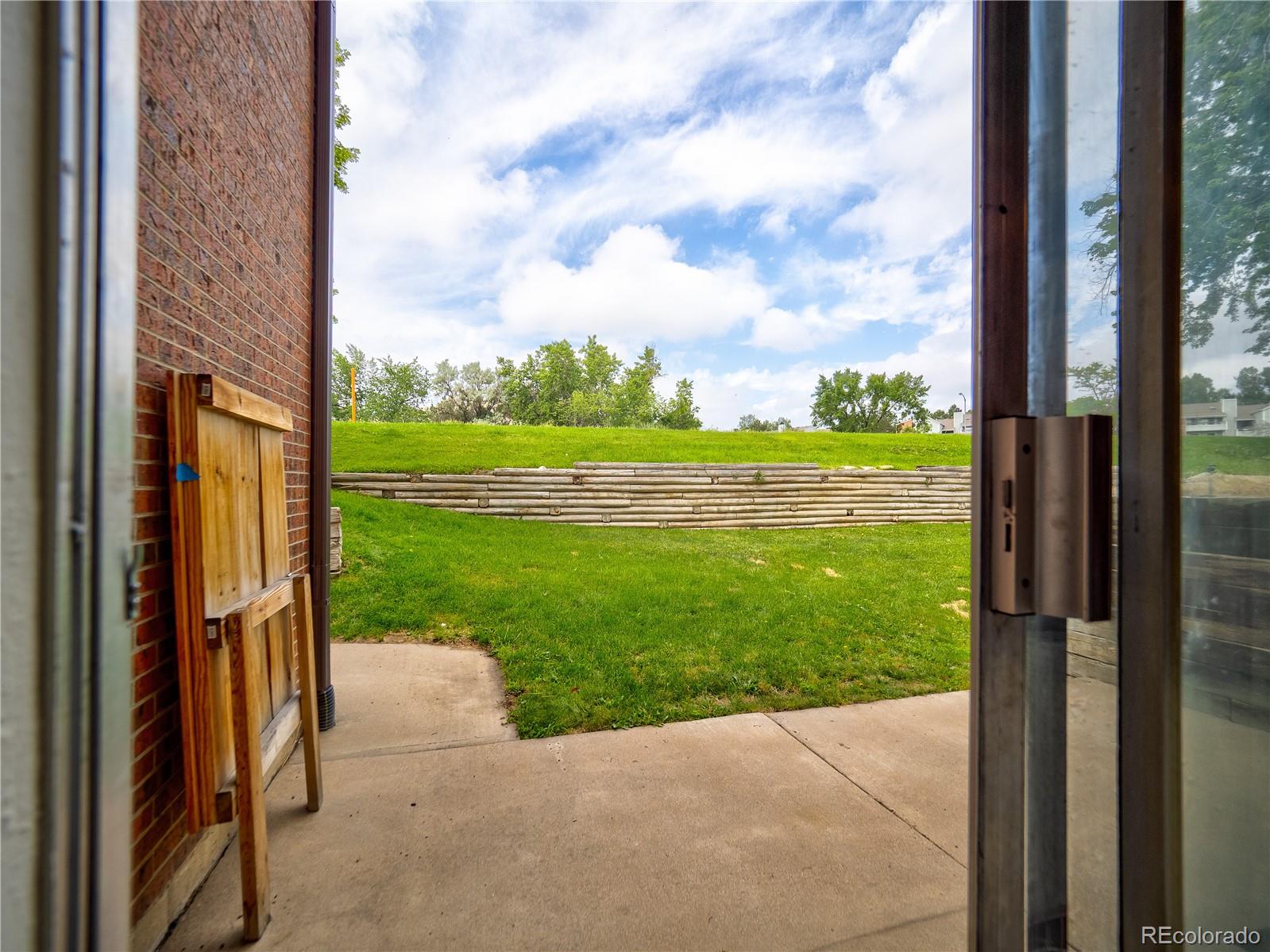 MLS Image #19 for 14590 e 2nd avenue,aurora, Colorado