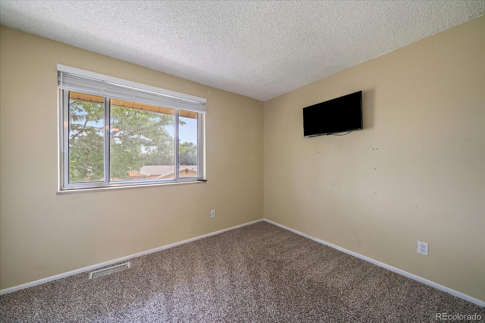 MLS Image #10 for 12642 e kansas place,aurora, Colorado