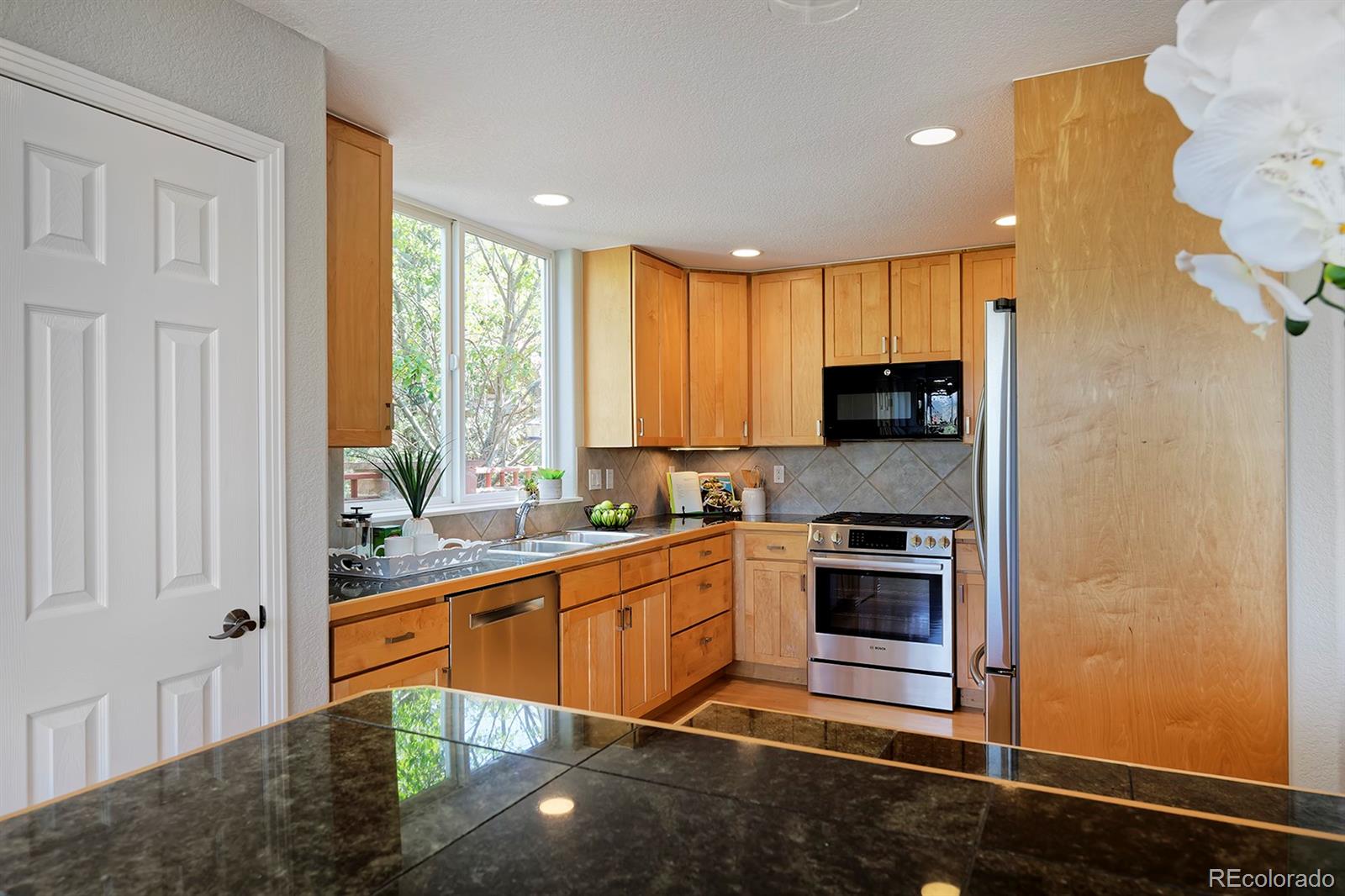 MLS Image #17 for 645  1st avenue,lyons, Colorado